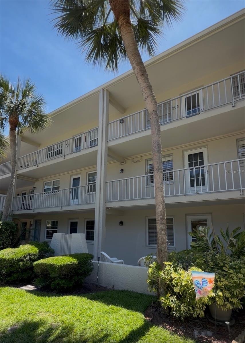 Welcome to easy Florida living in the highly desirable Heather Lake Condo community in Dunedin, FL! This charming 2-bedroom, 1-bath FIRST-FLOOR unit offers comfort and convenience in a vibrant 55+ community just a short bike ride or walk to Downtown Dunedin’s shops, restaurants, Toronto Blue Jay's Stadium and the waterfront.

Enjoy peaceful pond views right from your screened-in patio, complete with a beautiful fountain backdrop, perfect for morning coffee or relaxing evenings. Inside, the condo offers a functional layout and can be sold furnished, making it truly move-in ready or ideal for a seasonal retreat.

Heather Lake residents enjoy a wealth of amenities, including a large, heated pool and an active clubhouse filled with social events and activities. The monthly HOA fee provides exceptional value, covering water, sewer, trash, exterior building and grounds maintenance, readily available onsite management, and both cable AND internet. Leaving you with only an electric bill to pay.

Located in a non-evacuation zone and high and dry in Flood Zone X, this property offers added peace of mind.

Whether you're looking for a full-time residence or a low-maintenance getaway, this is your opportunity to enjoy the best of Dunedin living. Schedule your private showing today!