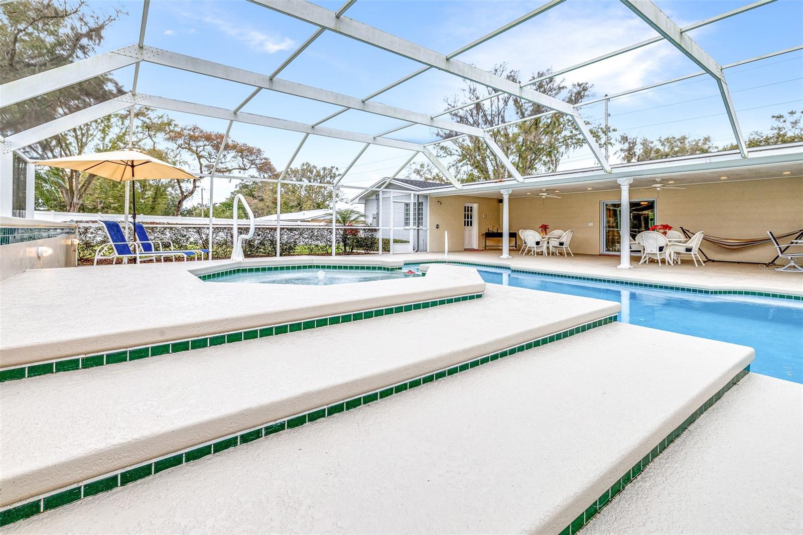 MCCLELLAND ACRES #21 - Residential