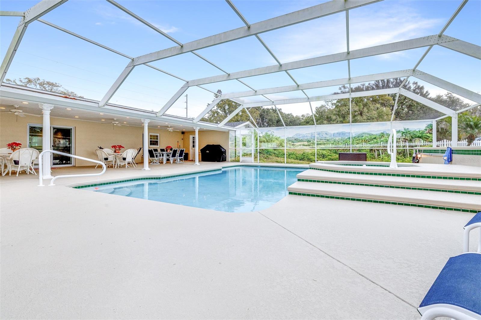 MCCLELLAND ACRES #21 - Residential