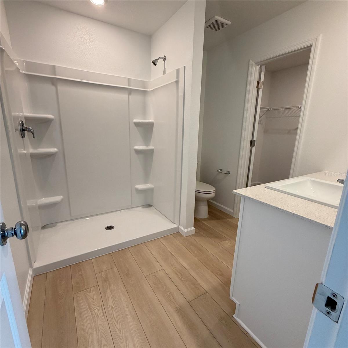 WESTVIEW 45S GC - Residential Lease