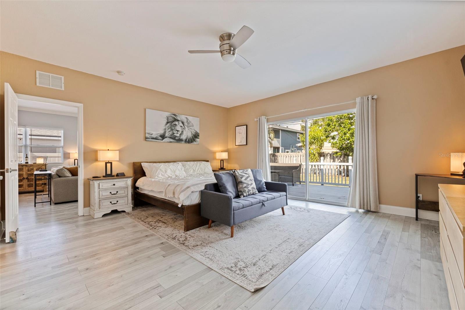 SUMMIT PARK - Residential