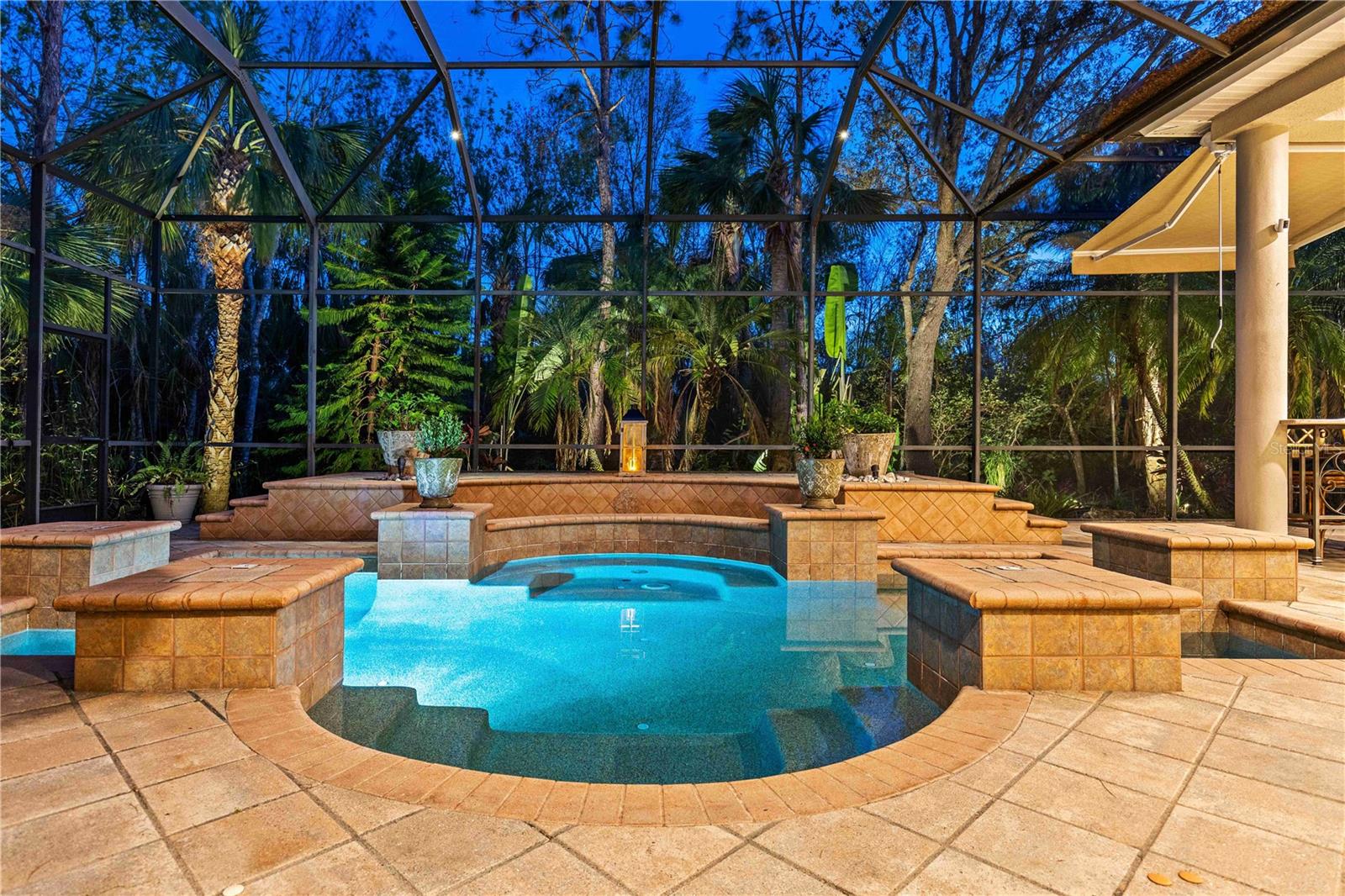 WATERLEFE GOLF & RIVER CLUB - Residential