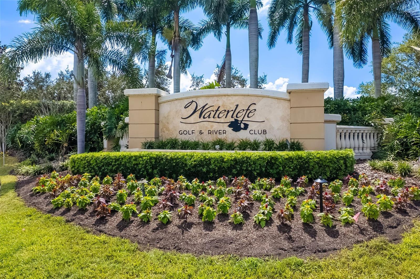 WATERLEFE GOLF & RIVER CLUB - Residential