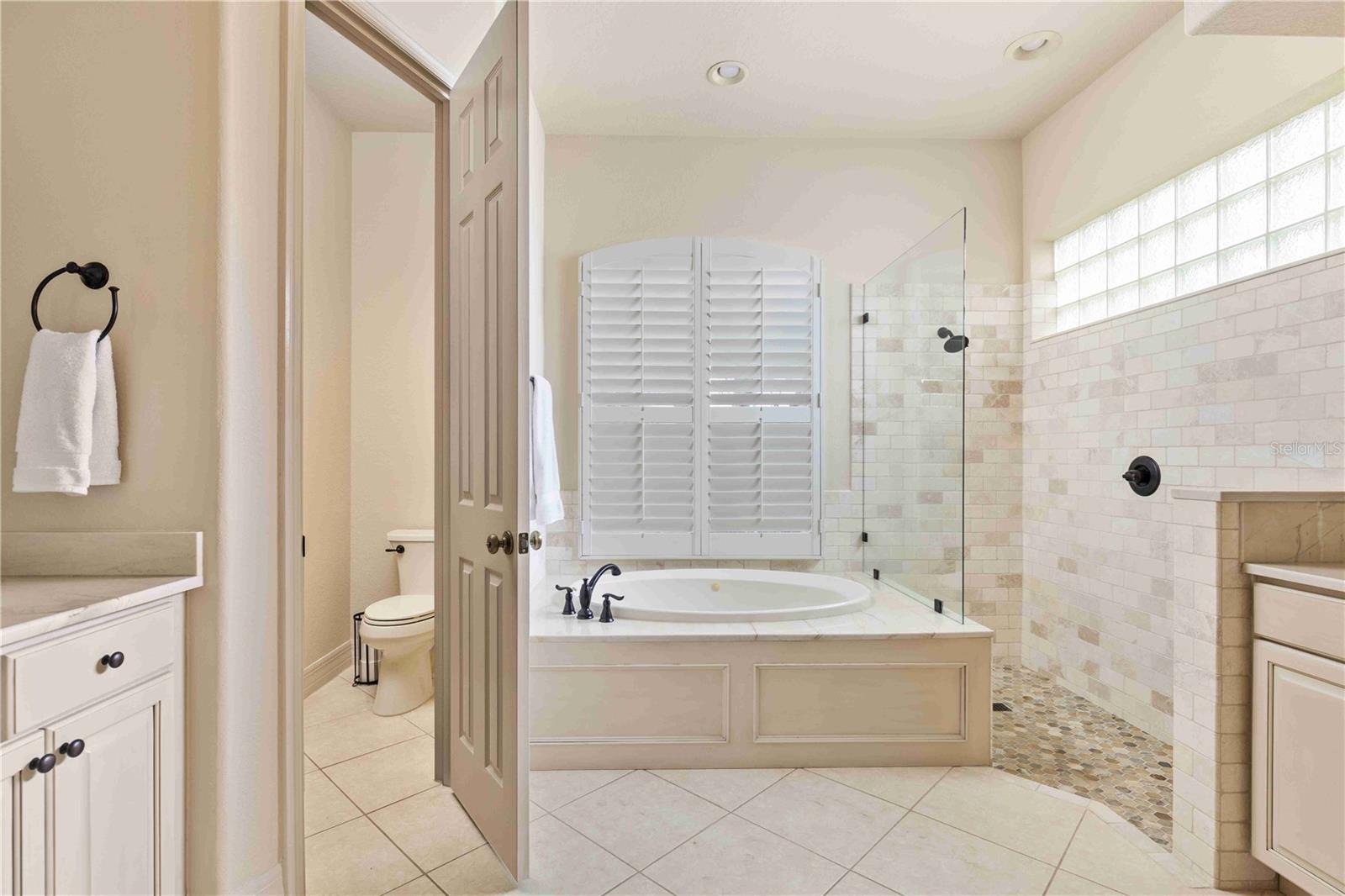 WATERLEFE GOLF & RIVER CLUB - Residential
