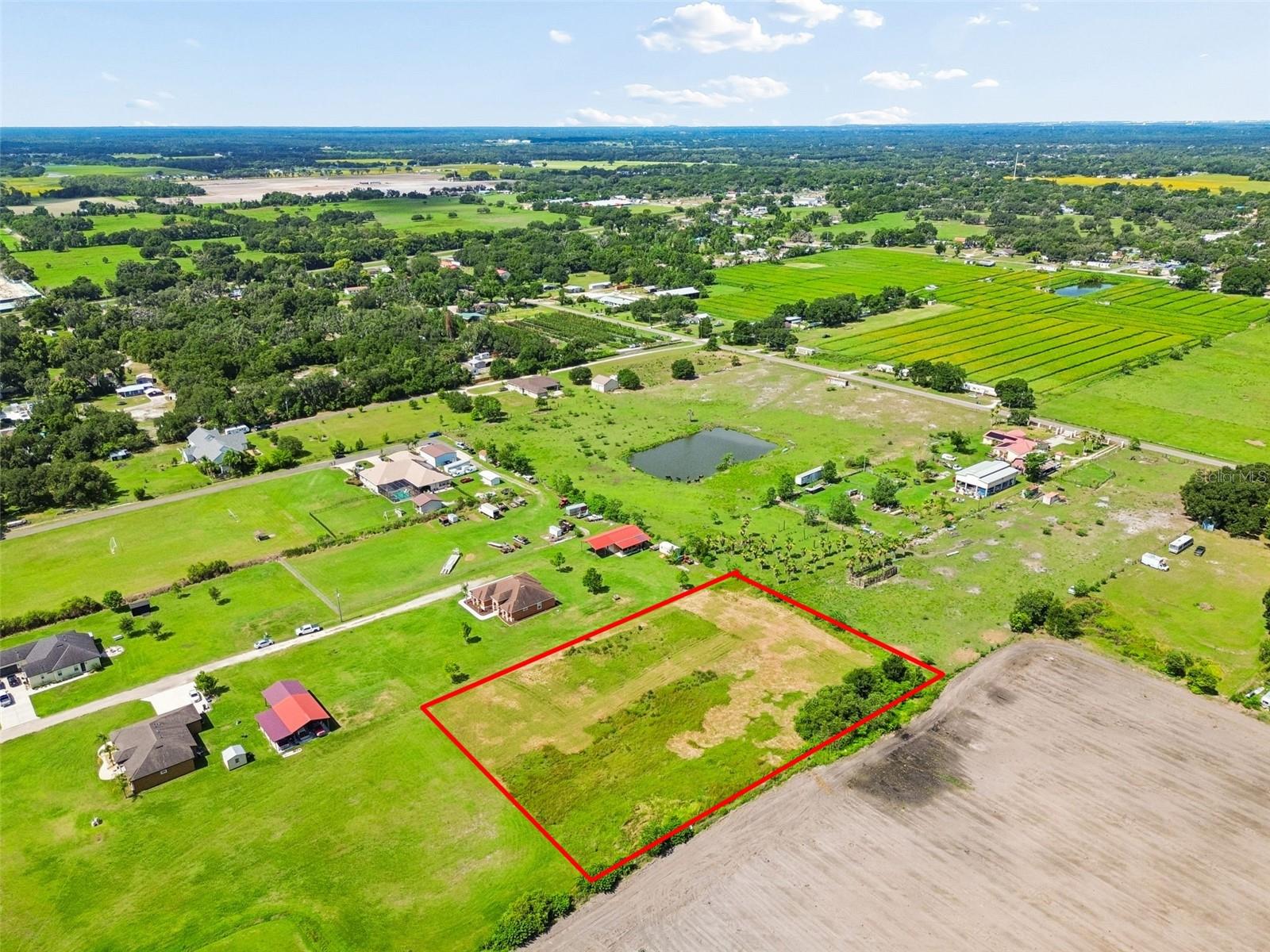 PARKE ESTATES - Land