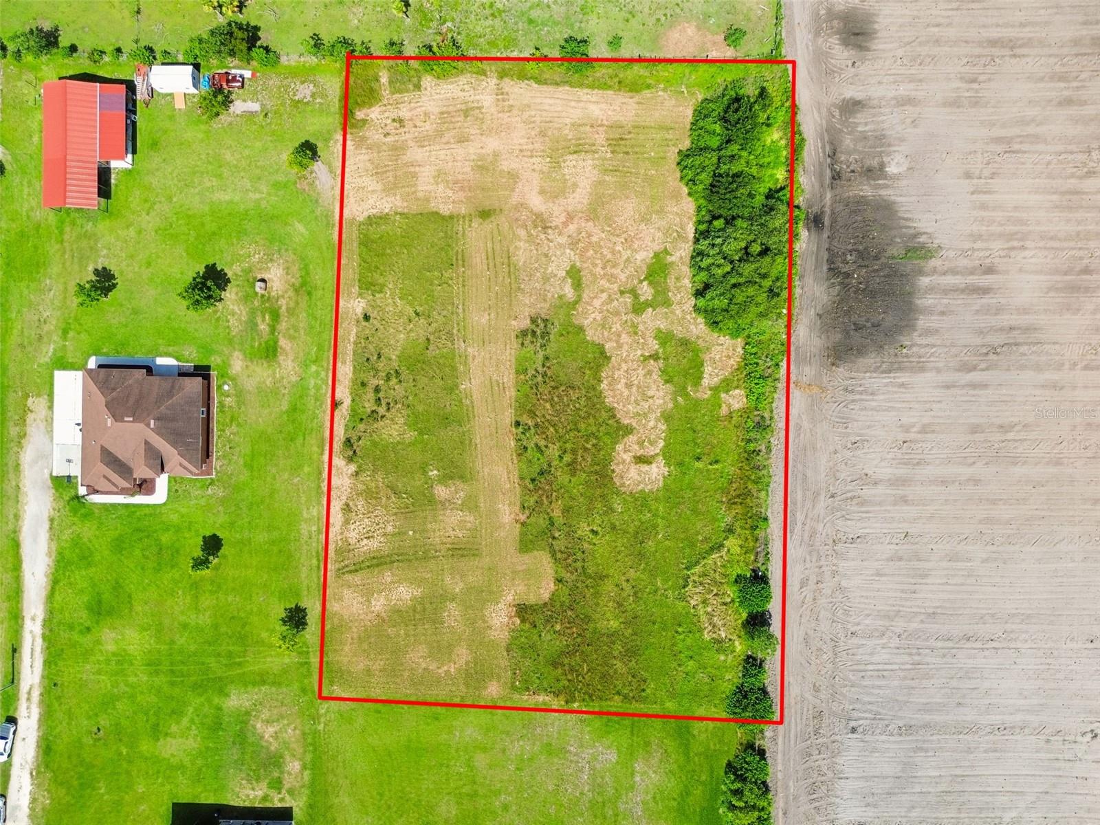 PARKE ESTATES - Land
