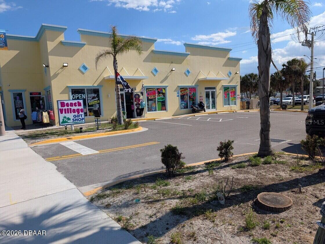 ROGERS SEABREEZE - Commercial Sale