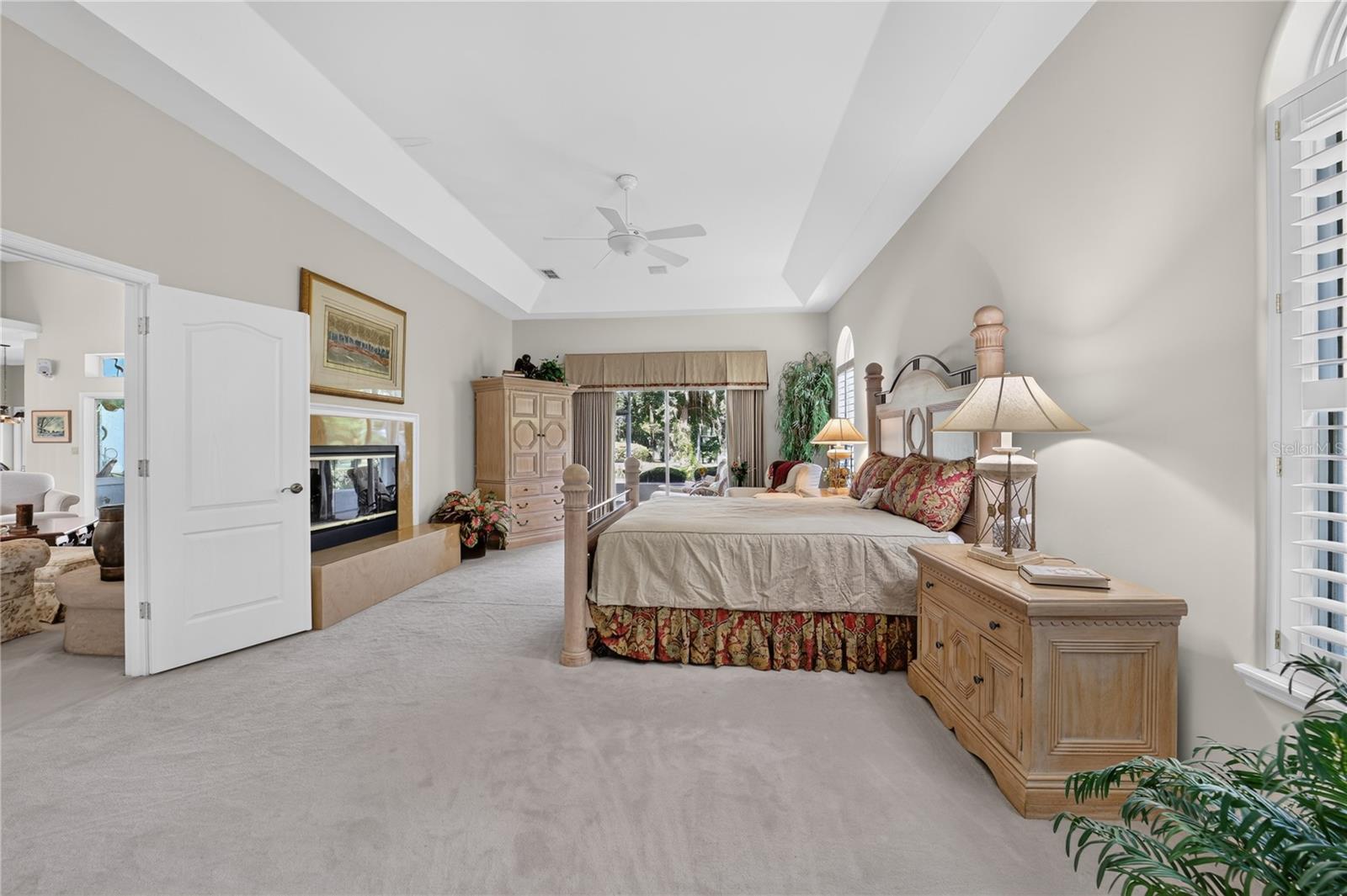 COUNTRY CLUB/OCALA UN 02 - Residential