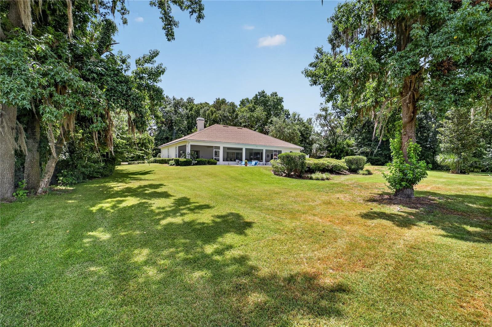 COUNTRY CLUB/OCALA UN 02 - Residential