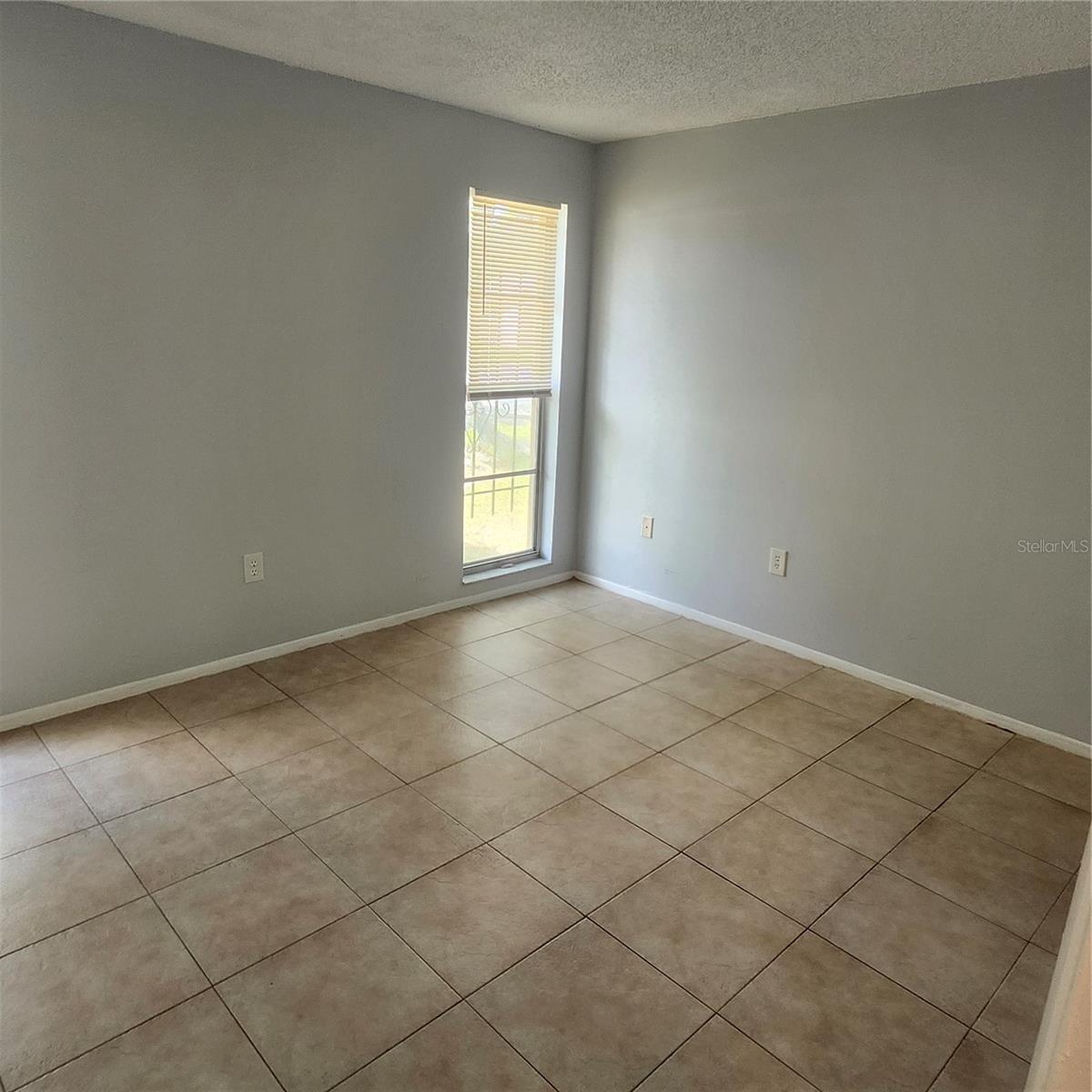 VENICE ESTATES SUB 1ST ADDN - Residential Lease