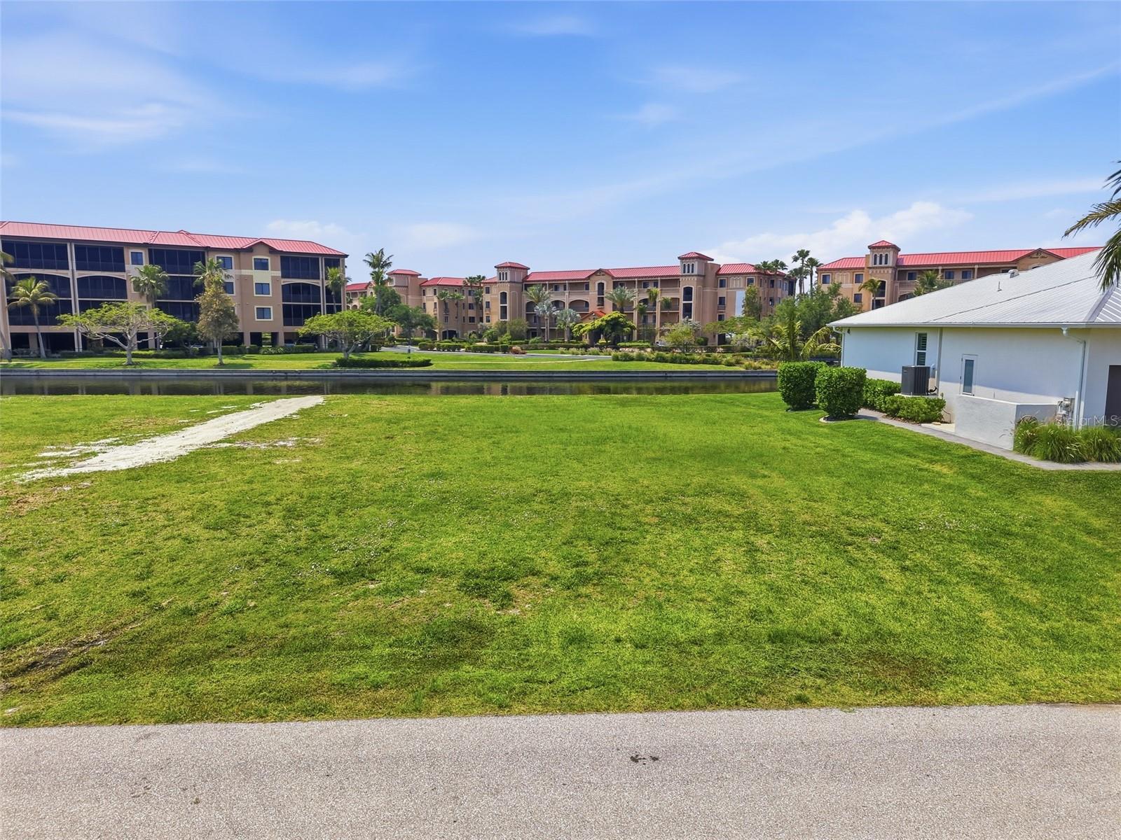 PUNTA GORDA ISLES SEC 24 - Land