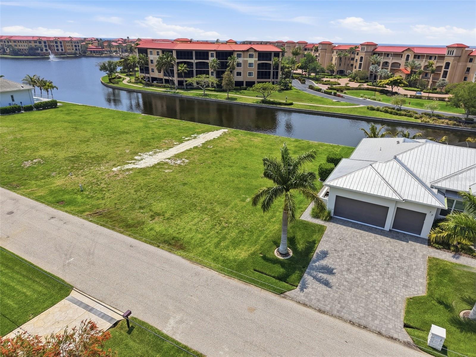 PUNTA GORDA ISLES SEC 24 - Land