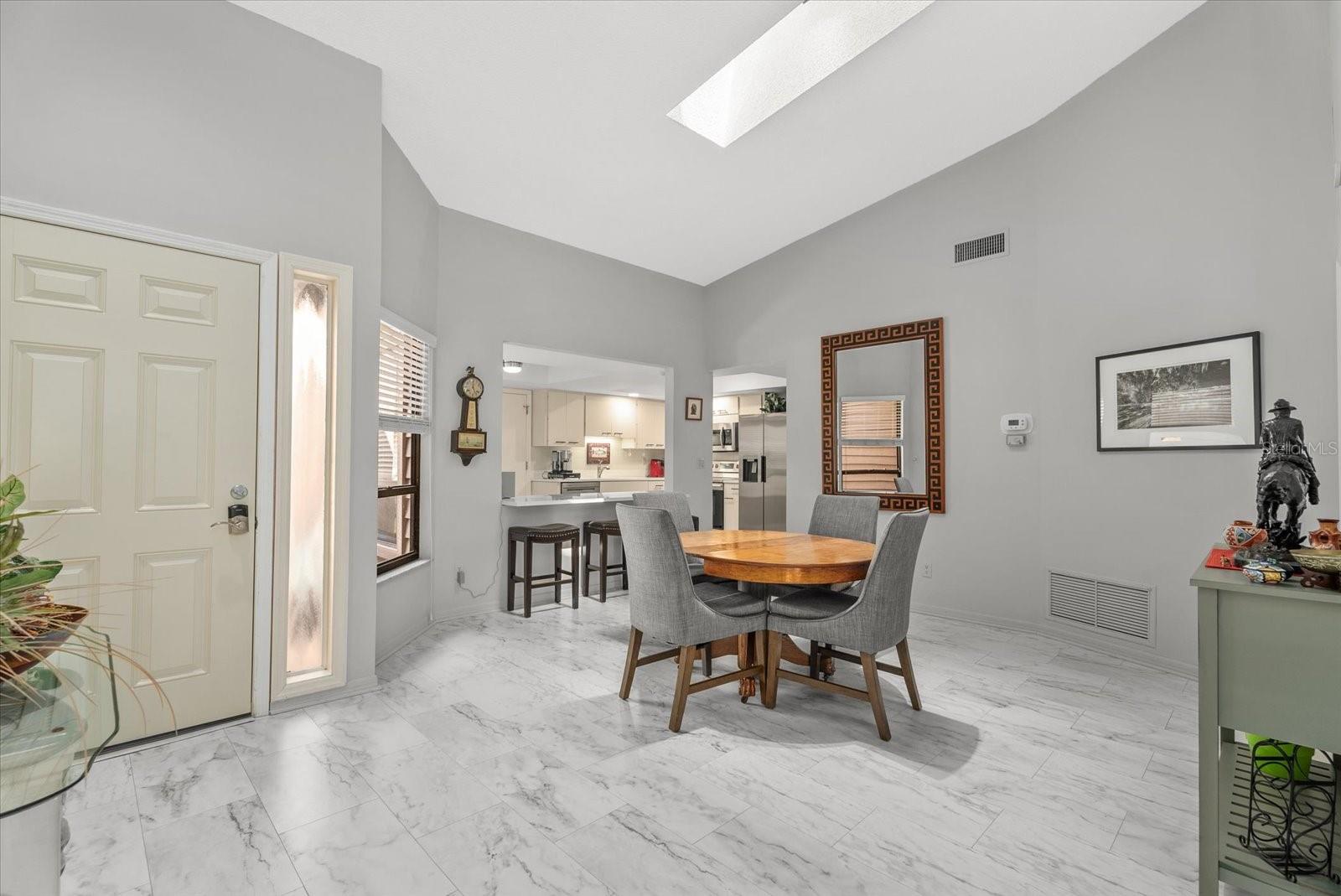 LAKESHORE VILLAGE - Residential