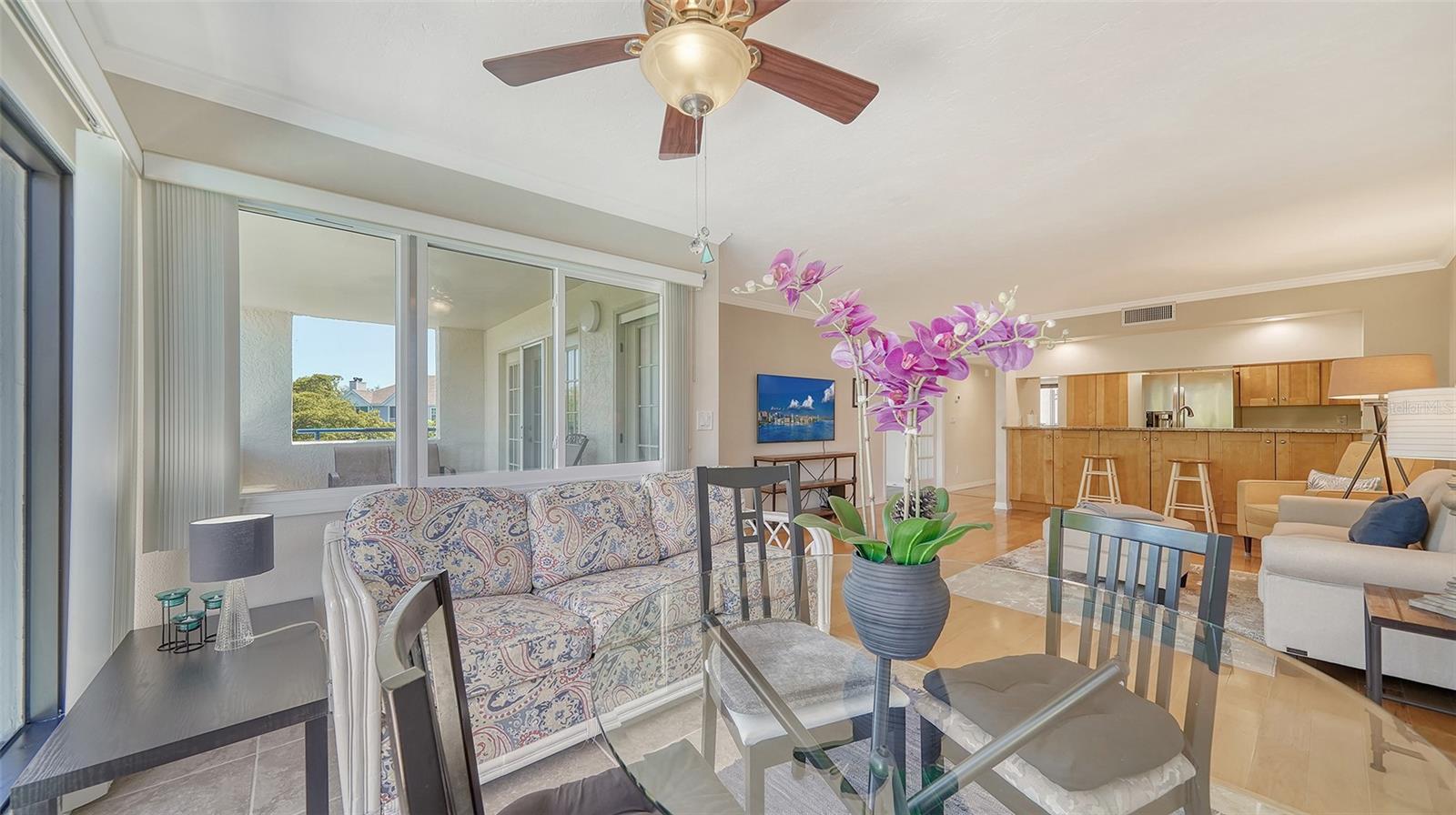 CENTRAL PARK - Residential Lease