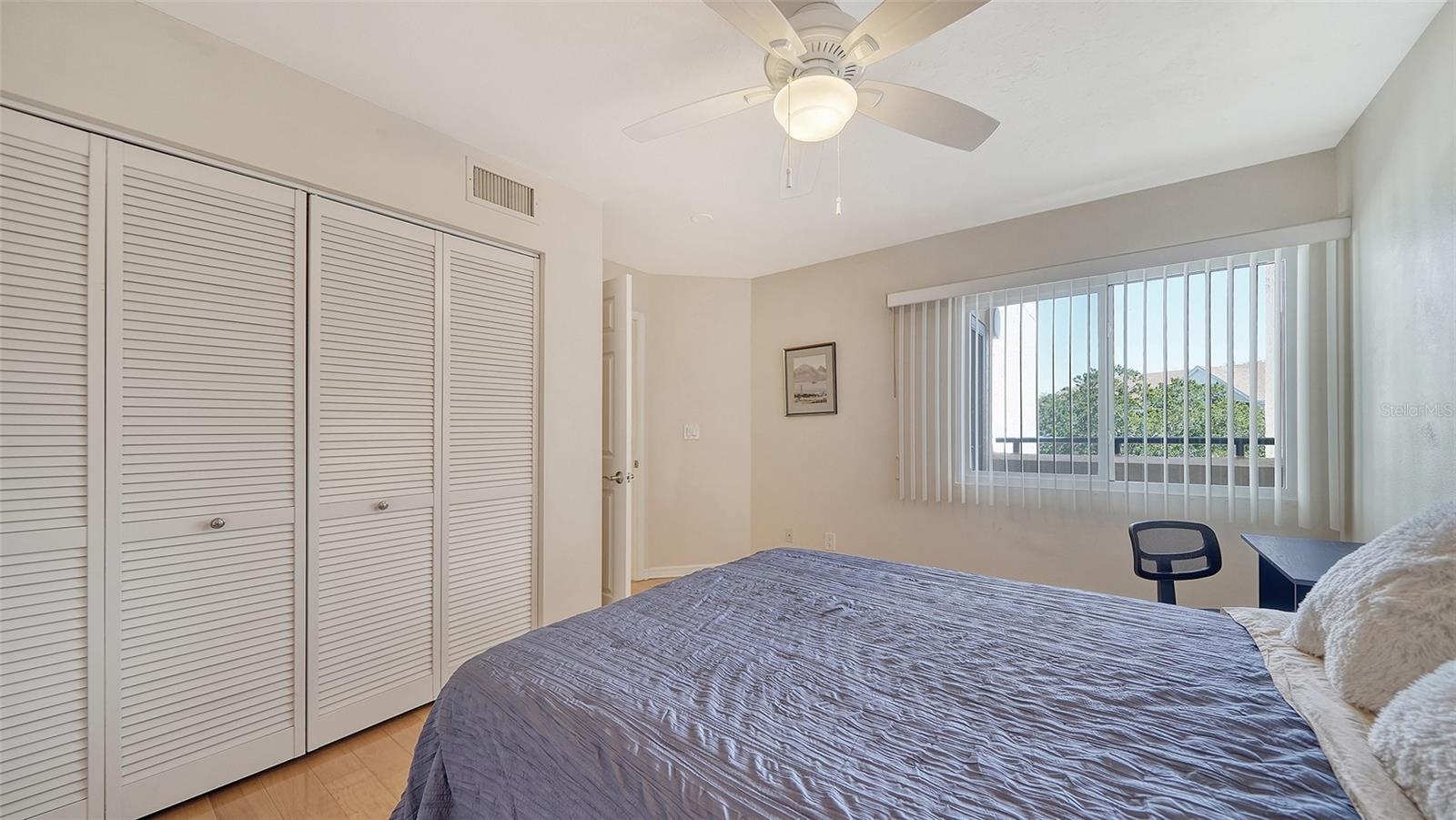 CENTRAL PARK - Residential Lease