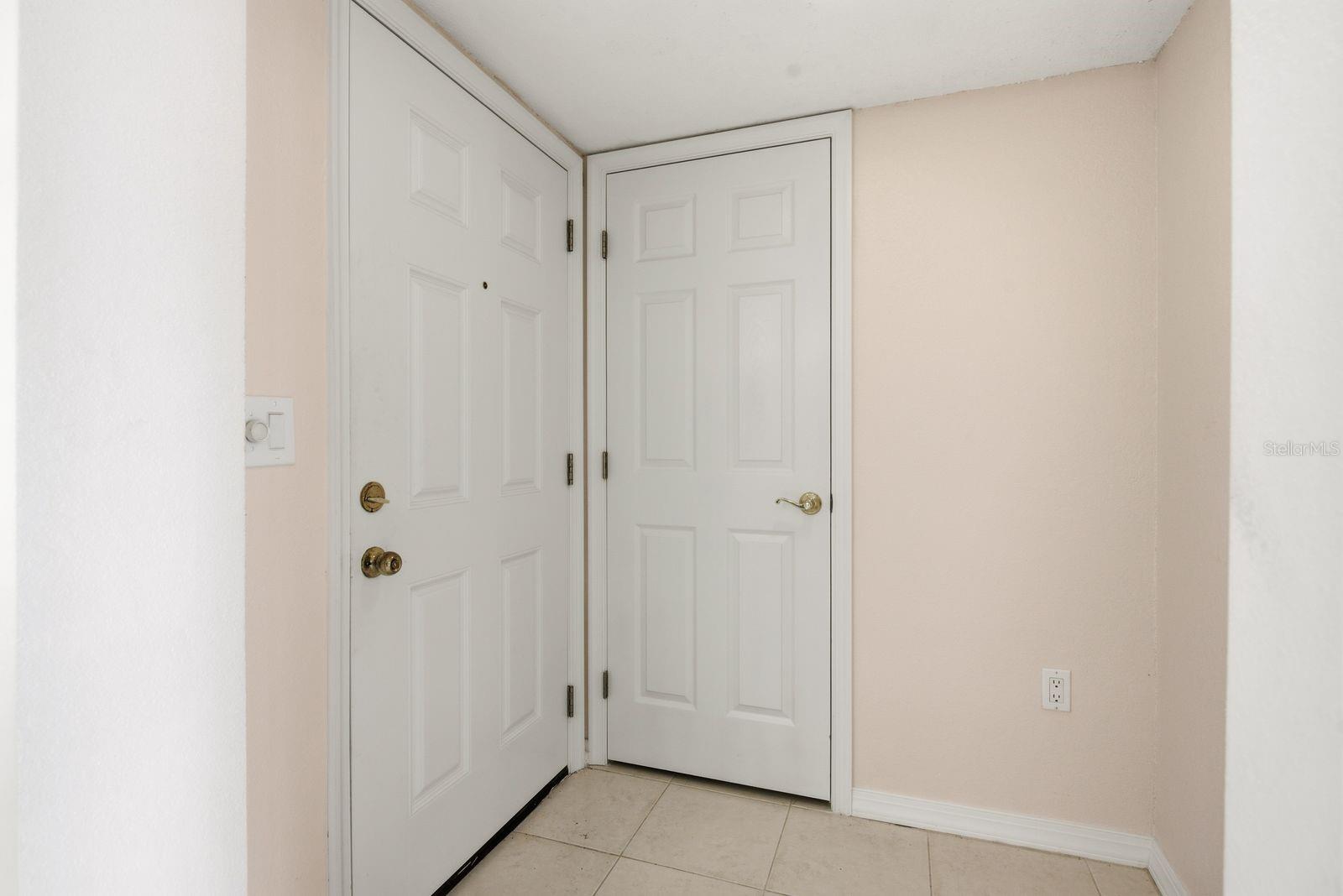 BORDEAUX VILLAGE - Residential Lease