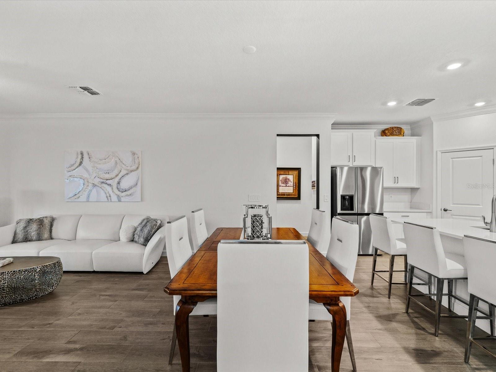 FOREST BROOKE - Residential