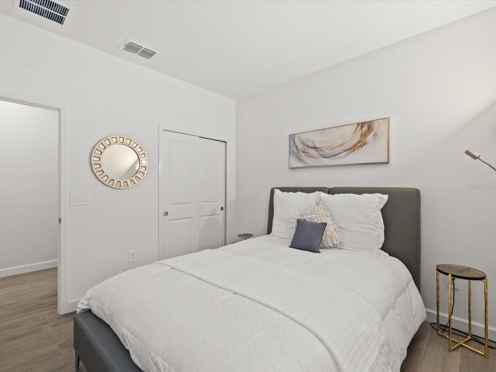 FOREST BROOKE - Residential