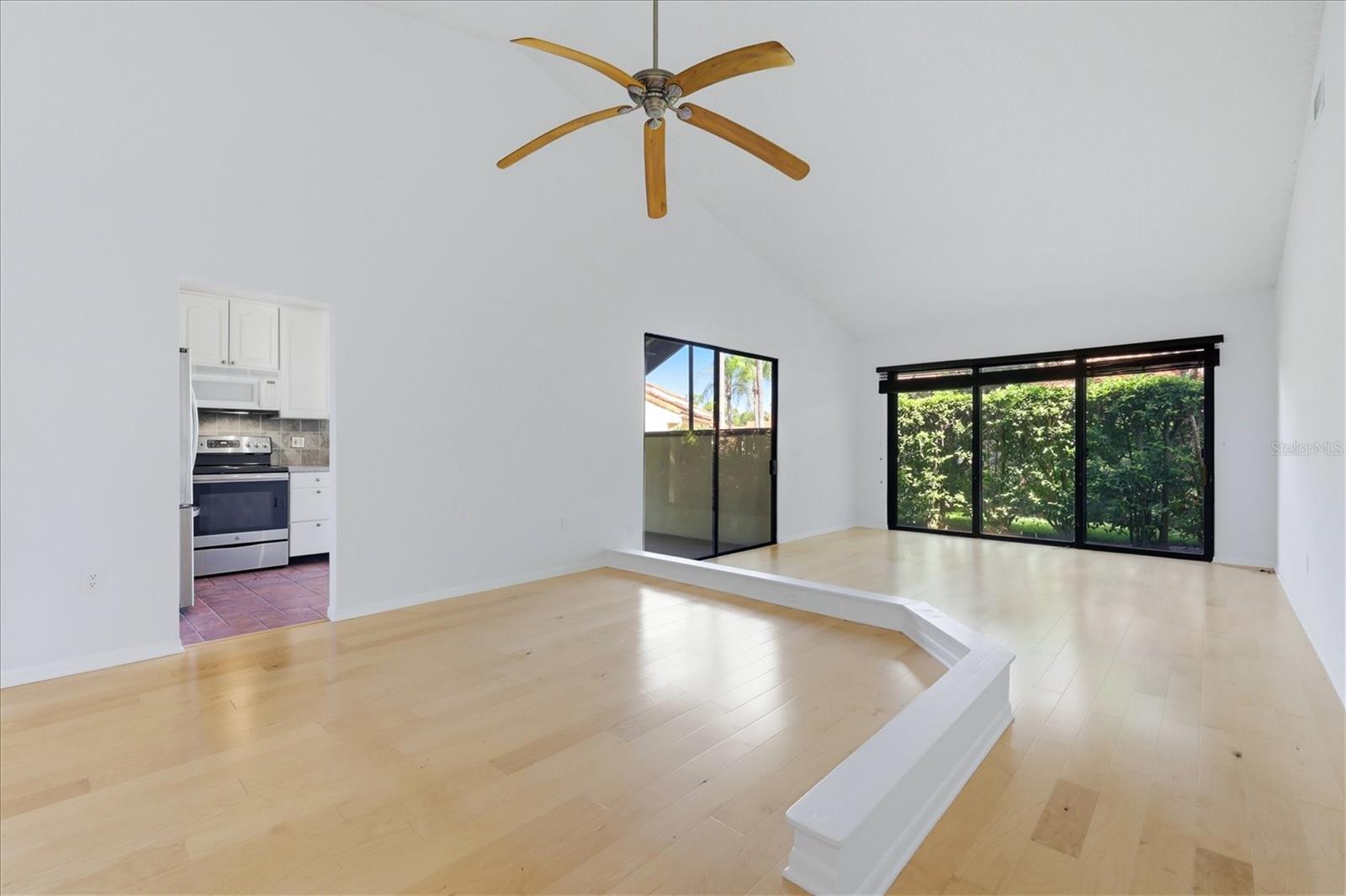 HUNTINGWOOD - Residential