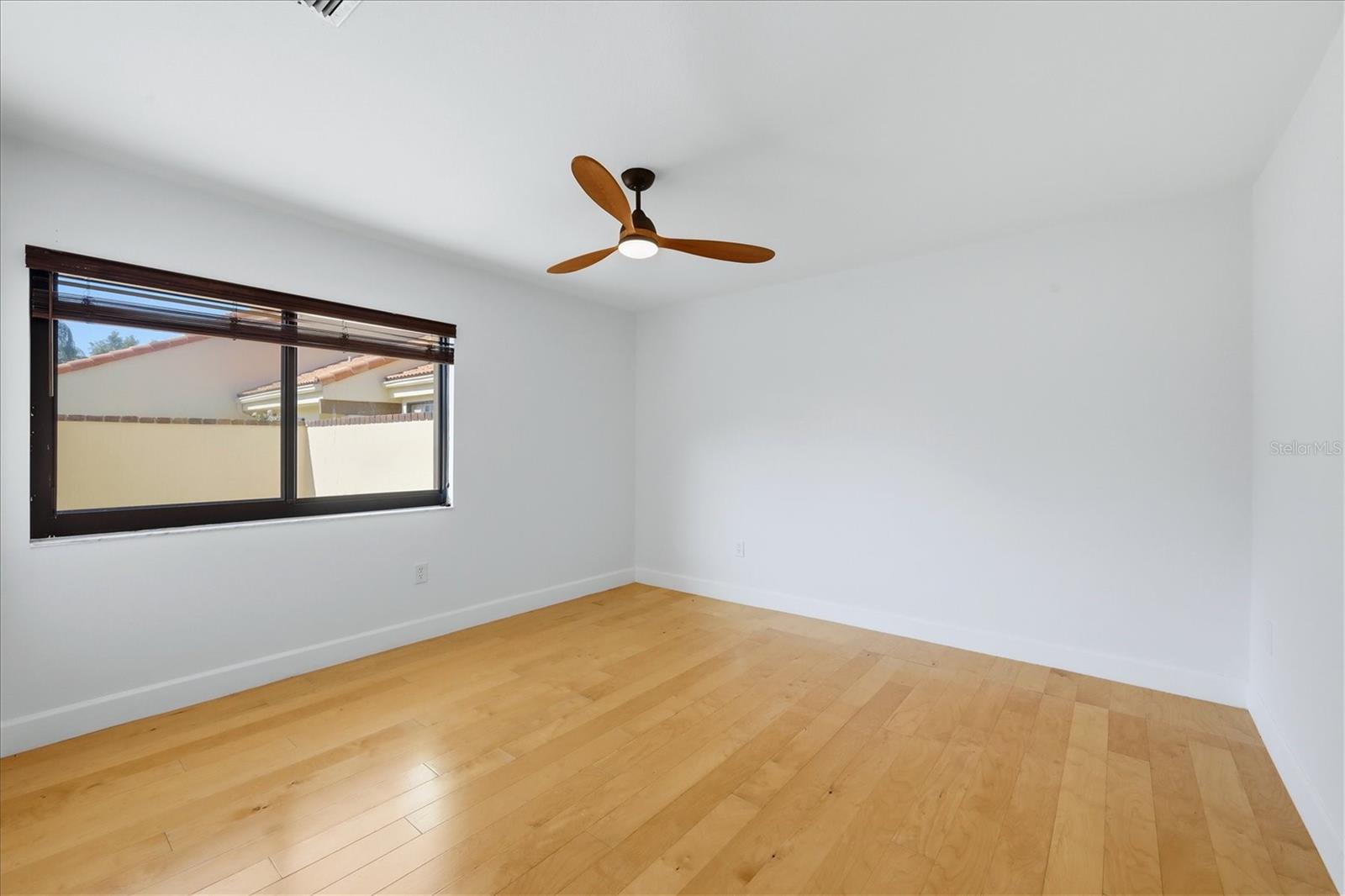 HUNTINGWOOD - Residential