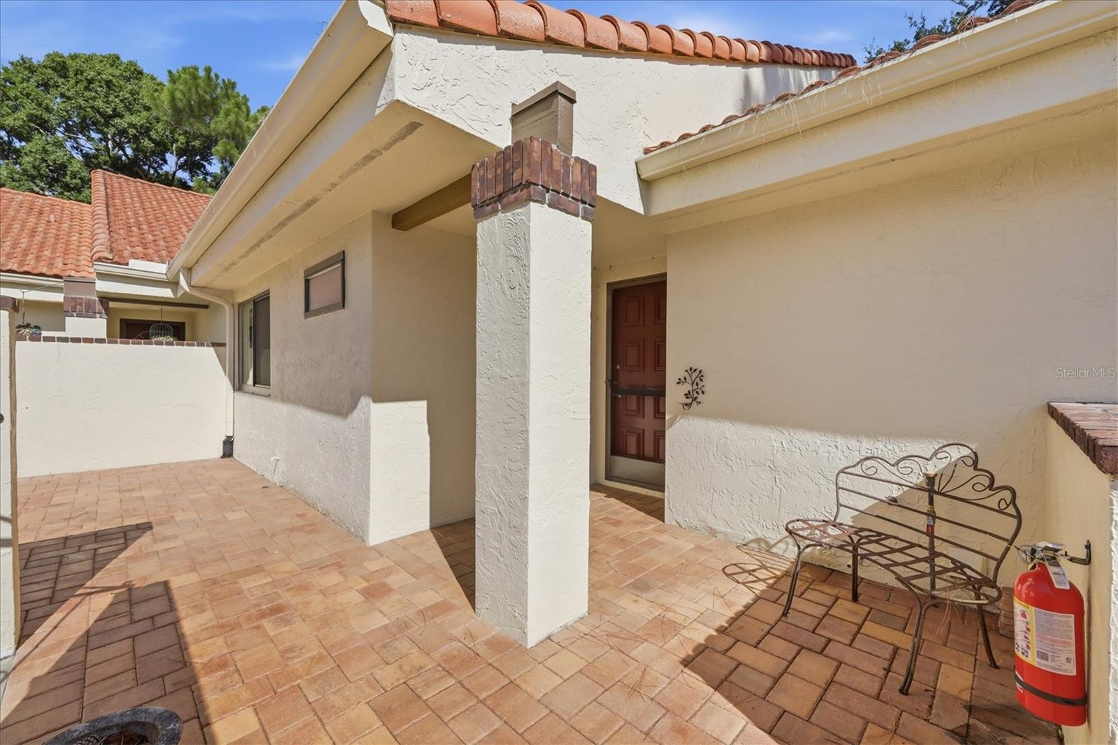 HUNTINGWOOD - Residential