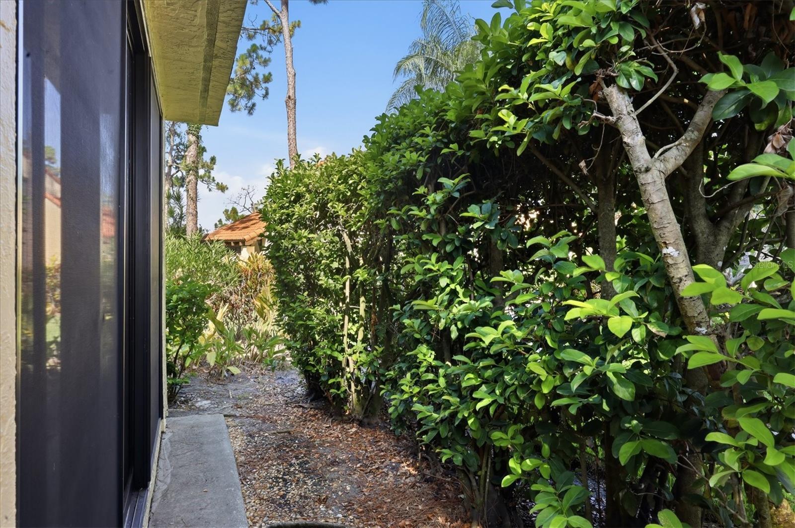 HUNTINGWOOD - Residential
