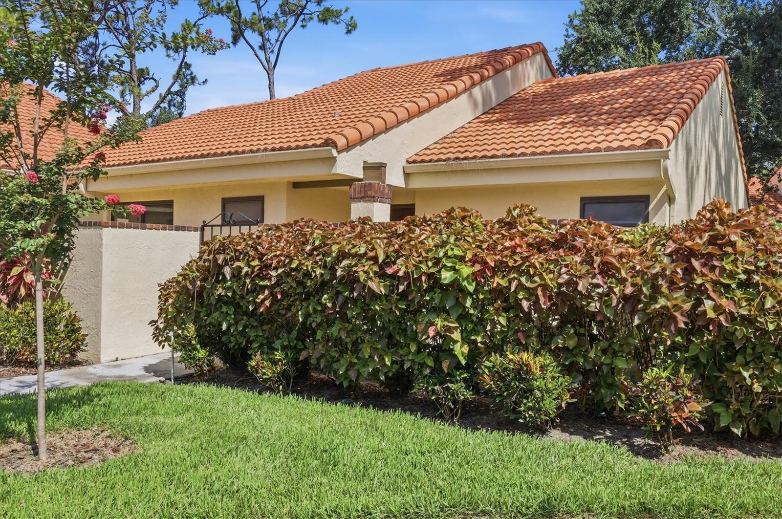 HUNTINGWOOD - Residential