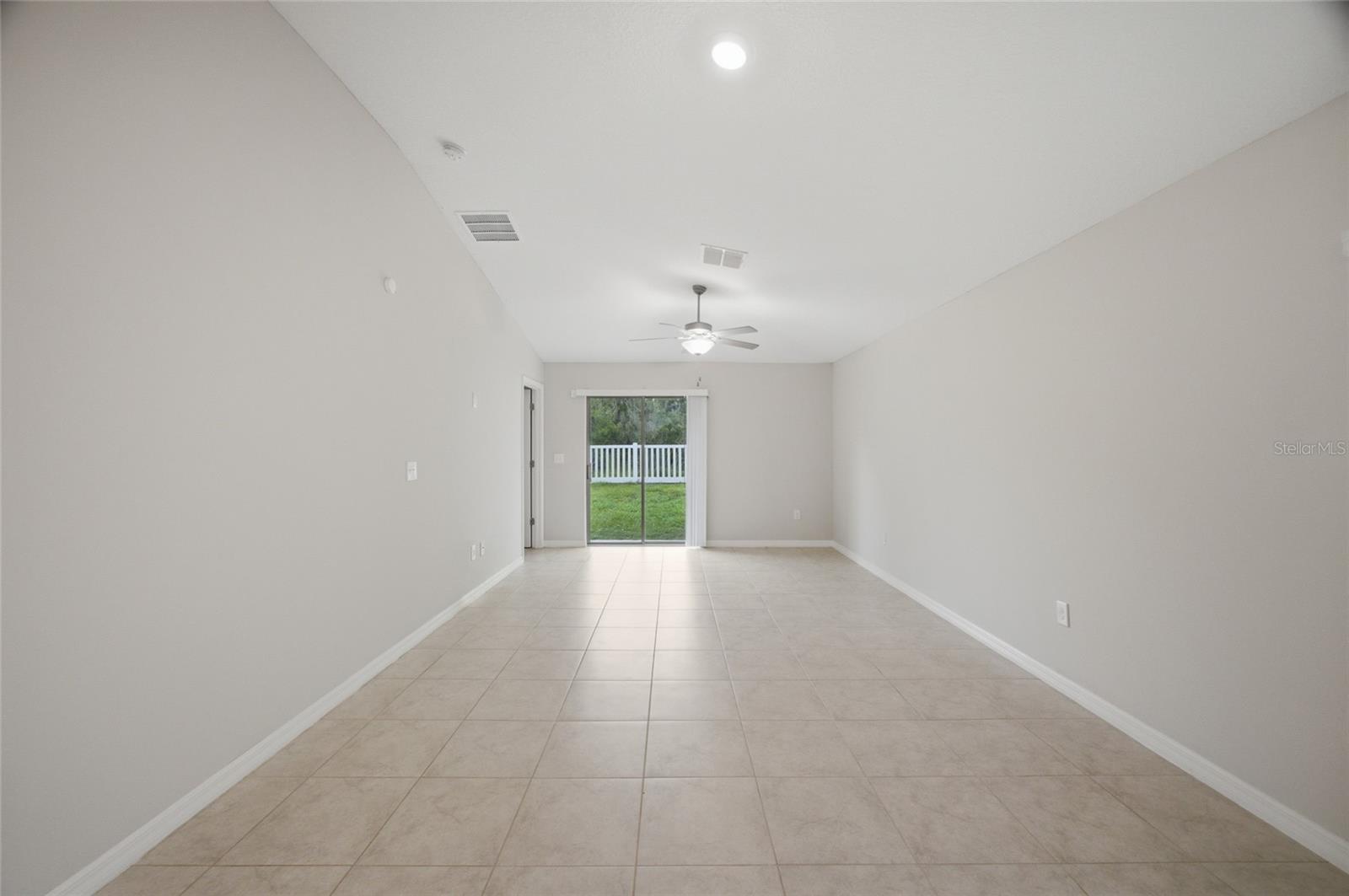 SOUTH FORK TR V PH 2 - Residential Lease