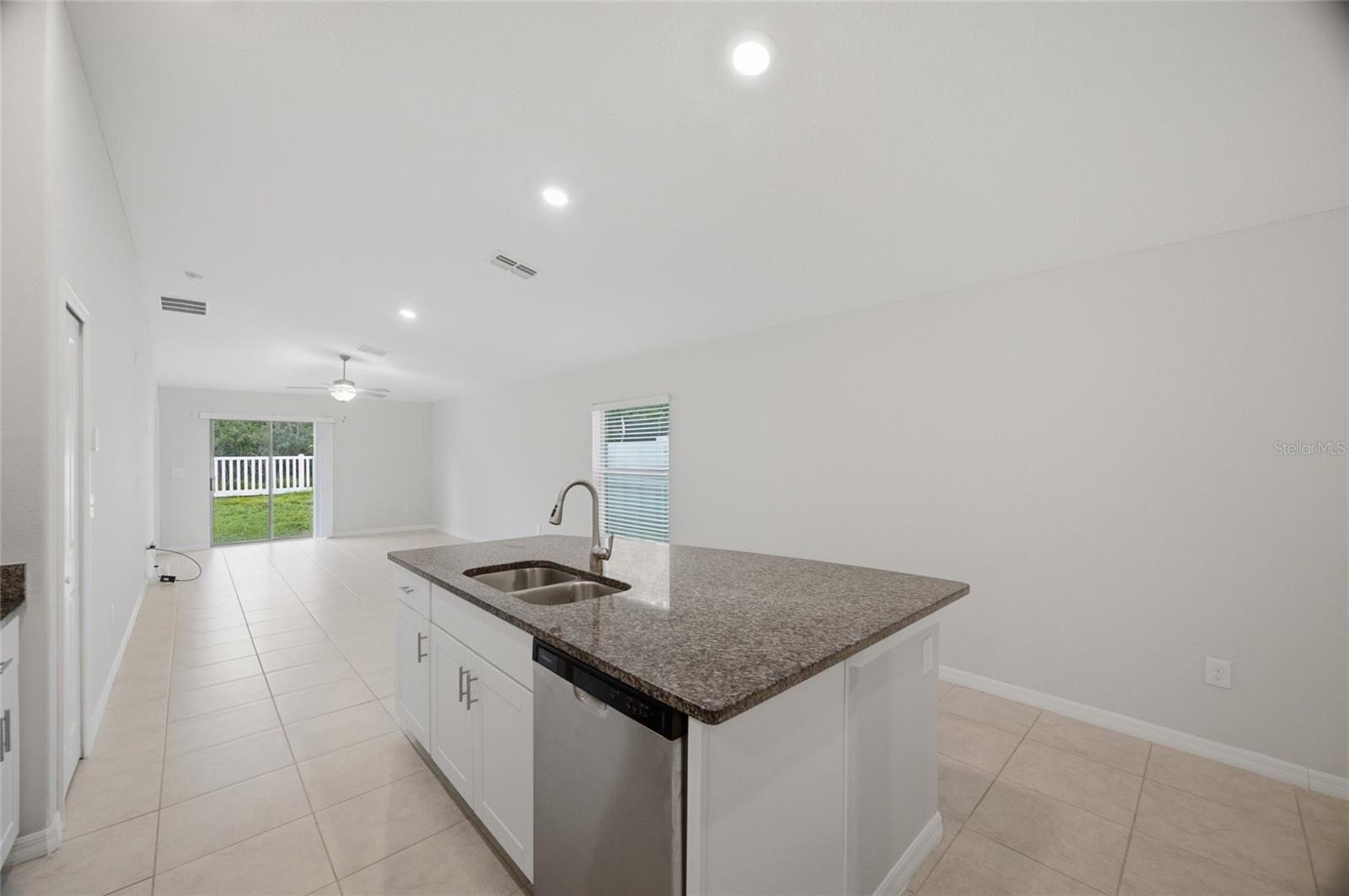 SOUTH FORK TR V PH 2 - Residential Lease