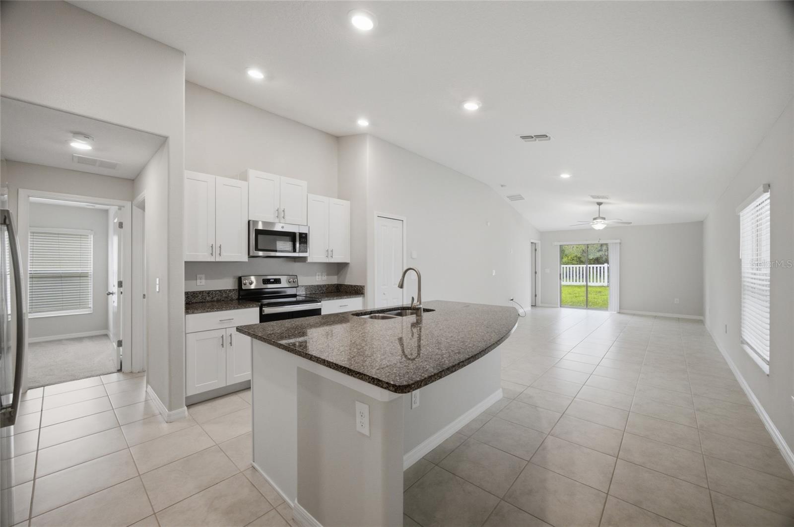 SOUTH FORK TR V PH 2 - Residential Lease