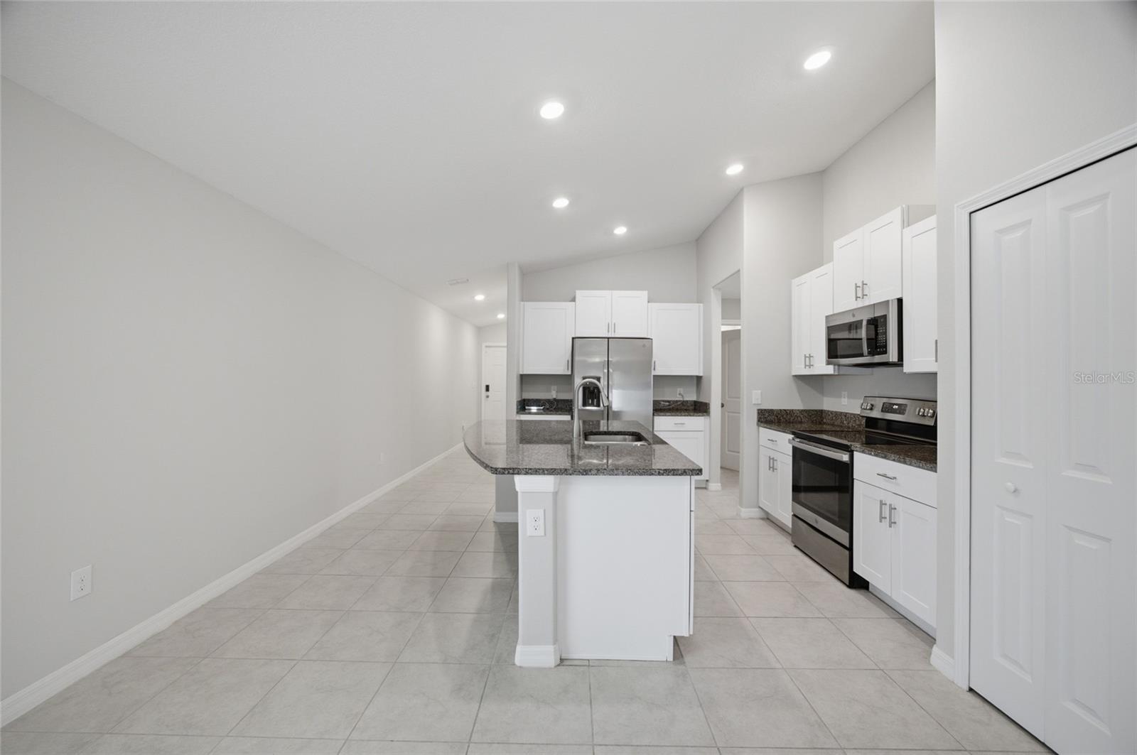 SOUTH FORK TR V PH 2 - Residential Lease