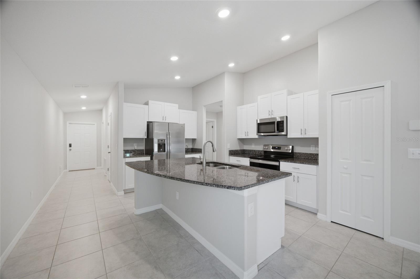 SOUTH FORK TR V PH 2 - Residential Lease