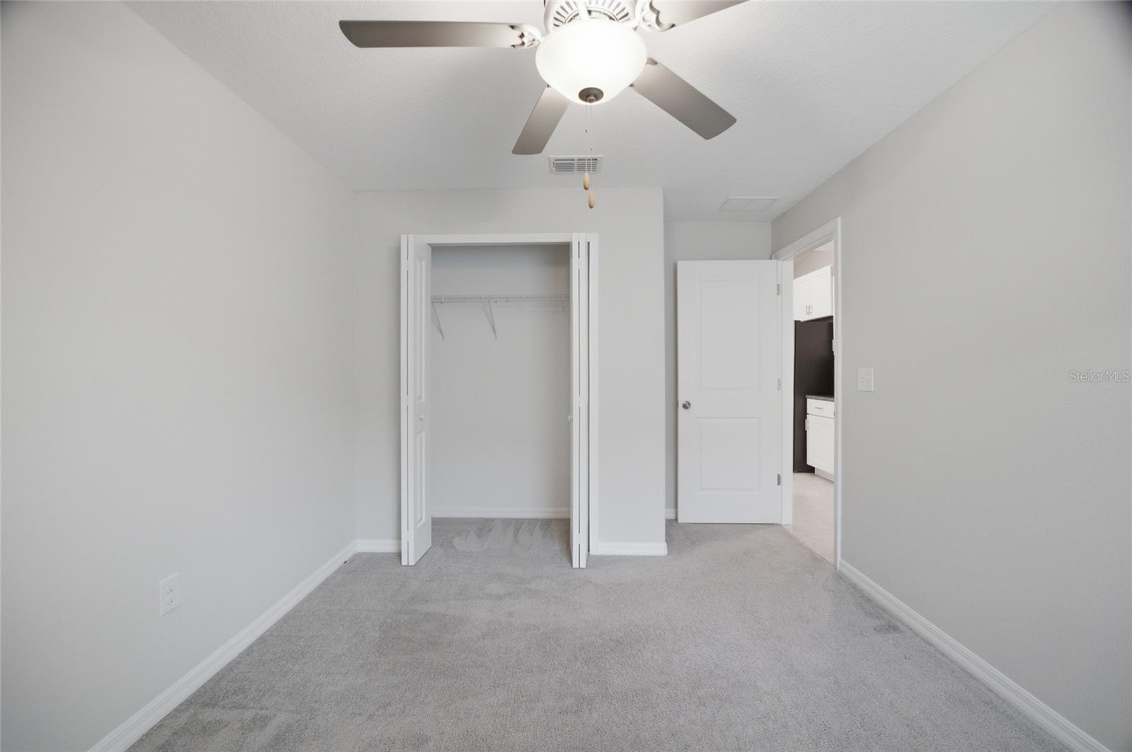SOUTH FORK TR V PH 2 - Residential Lease