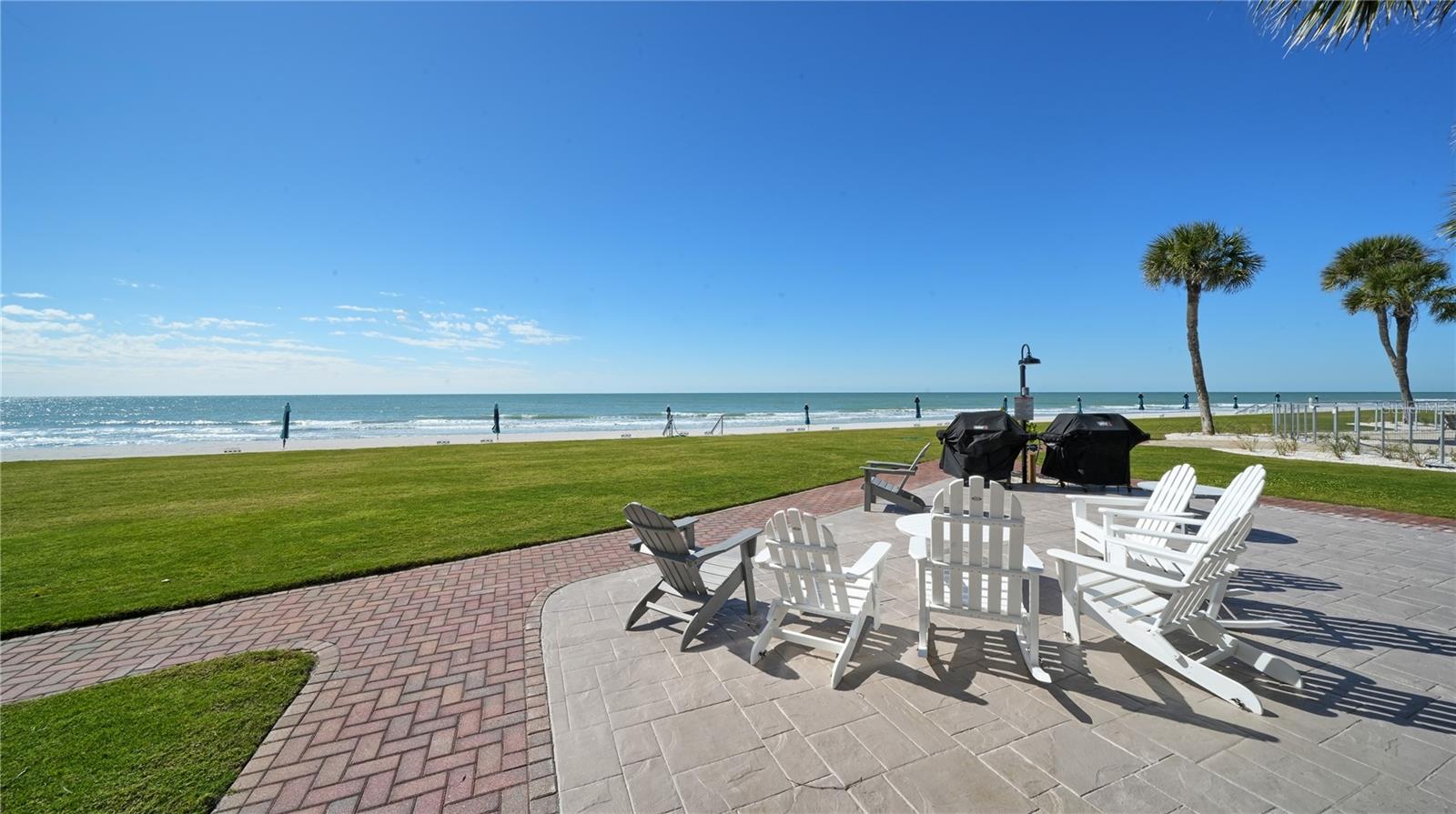 PRIVATEER SOUTH - Residential
