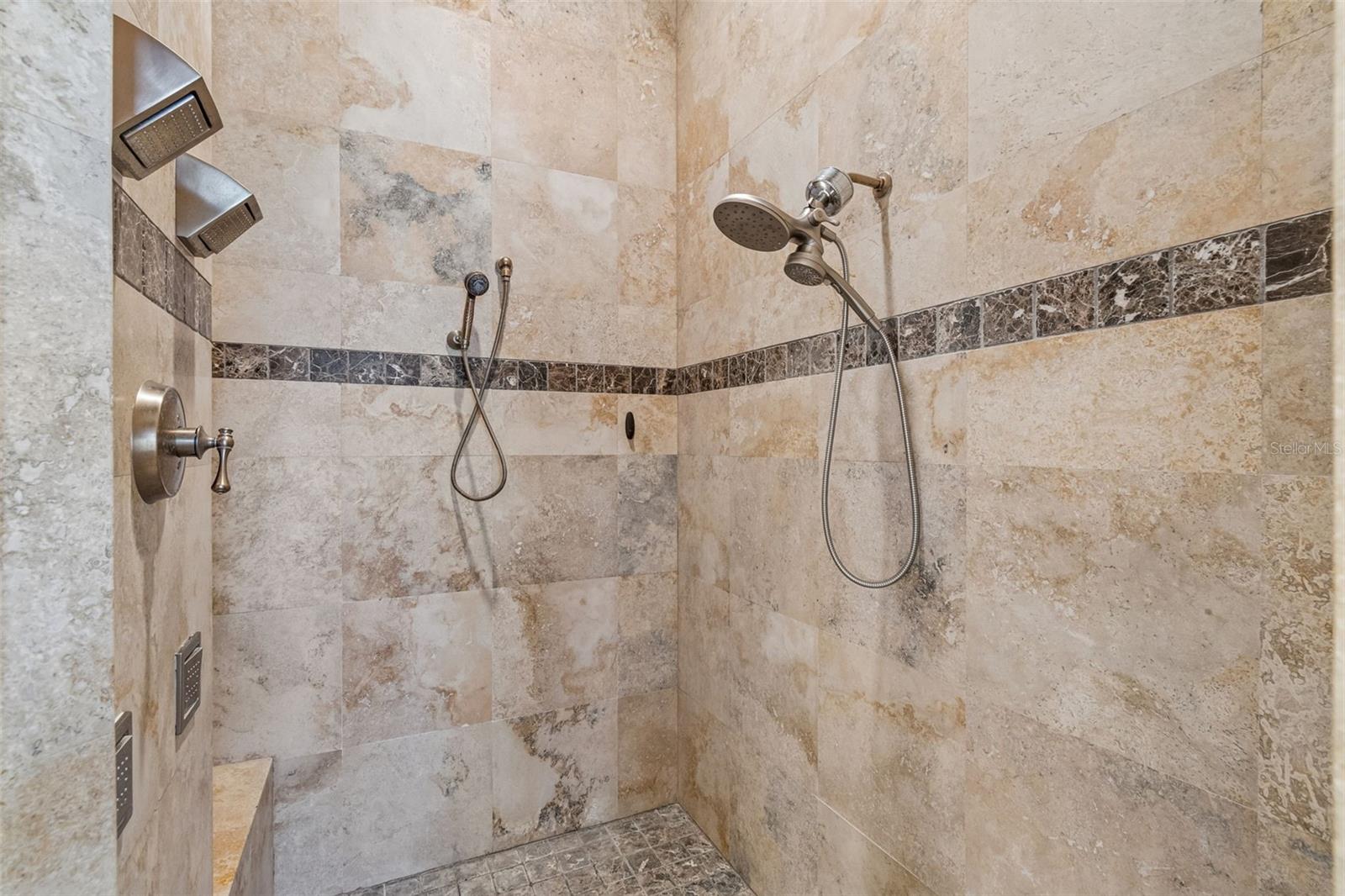 BELLARIA - Residential