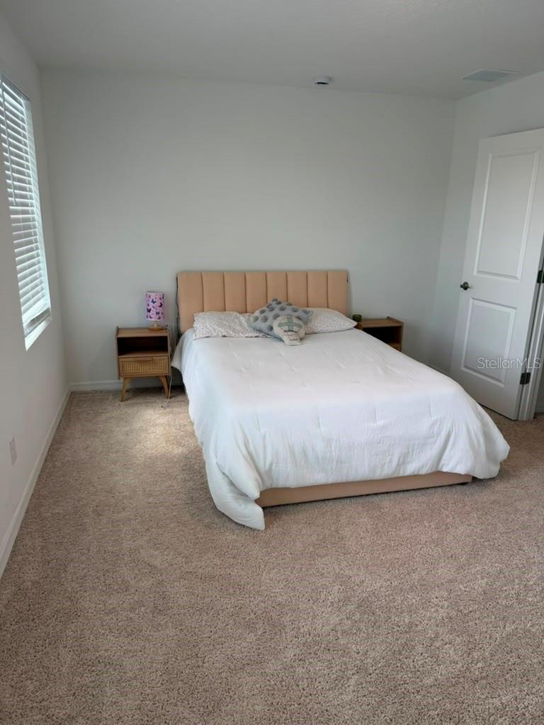 NORTHLAKE 50’S - Residential Lease