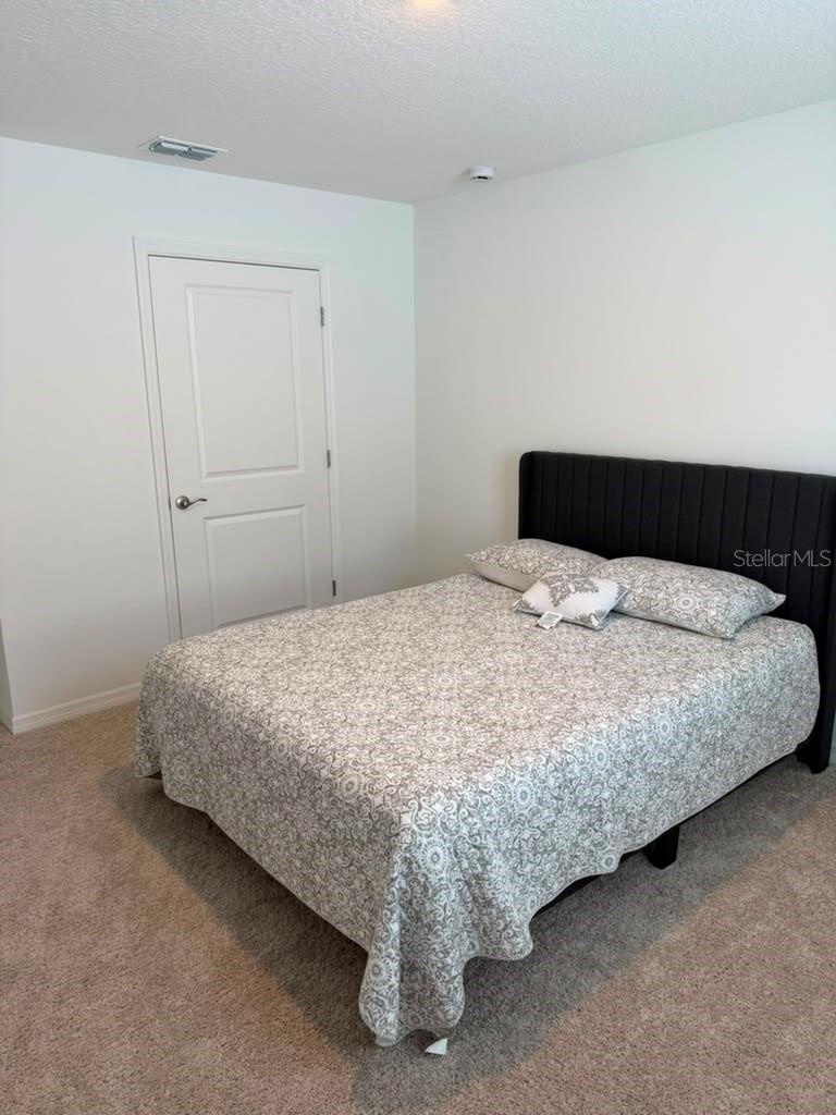 NORTHLAKE 50’S - Residential Lease