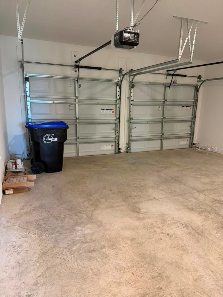 NORTHLAKE 50’S - Residential Lease