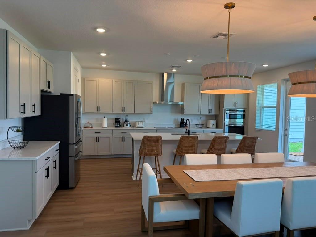 NORTHLAKE 50’S - Residential Lease