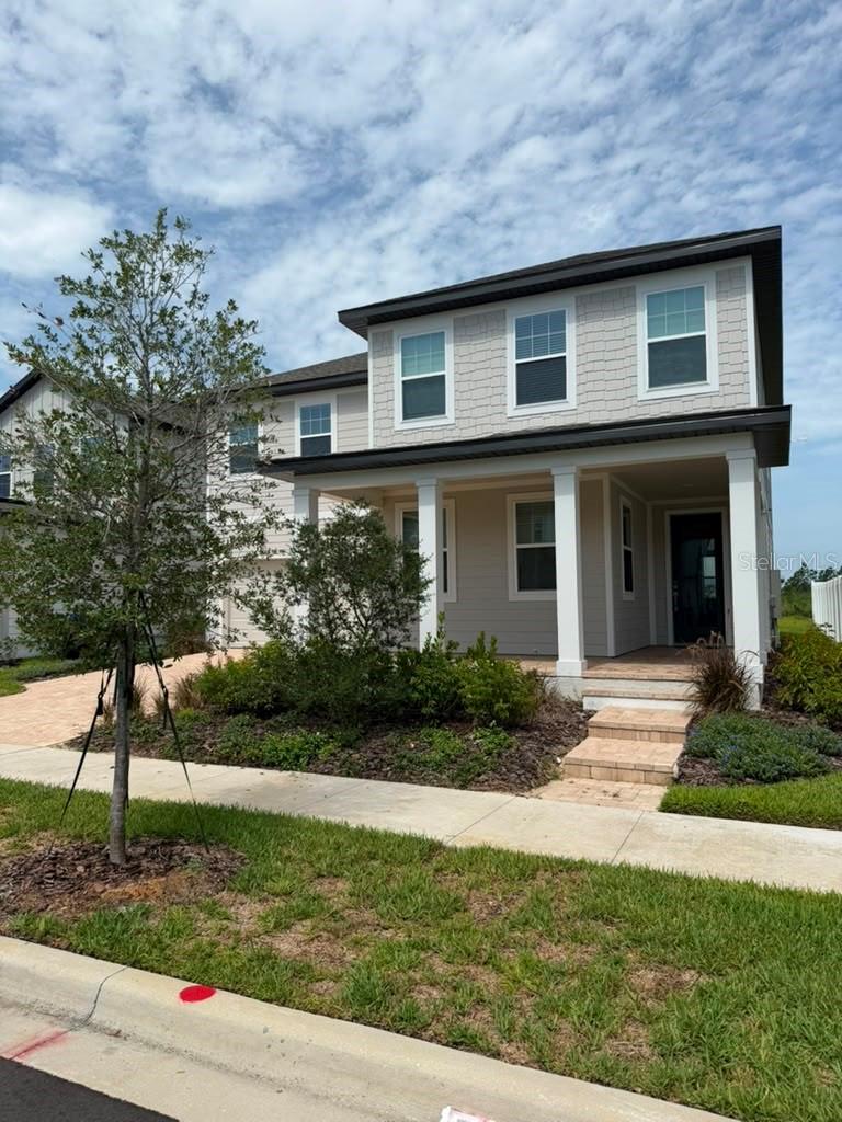 NORTHLAKE 50’S - Residential Lease