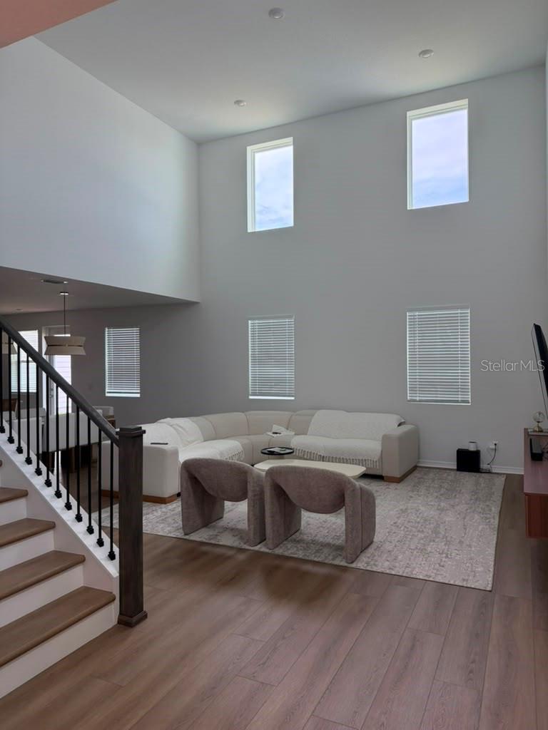 NORTHLAKE 50’S - Residential Lease