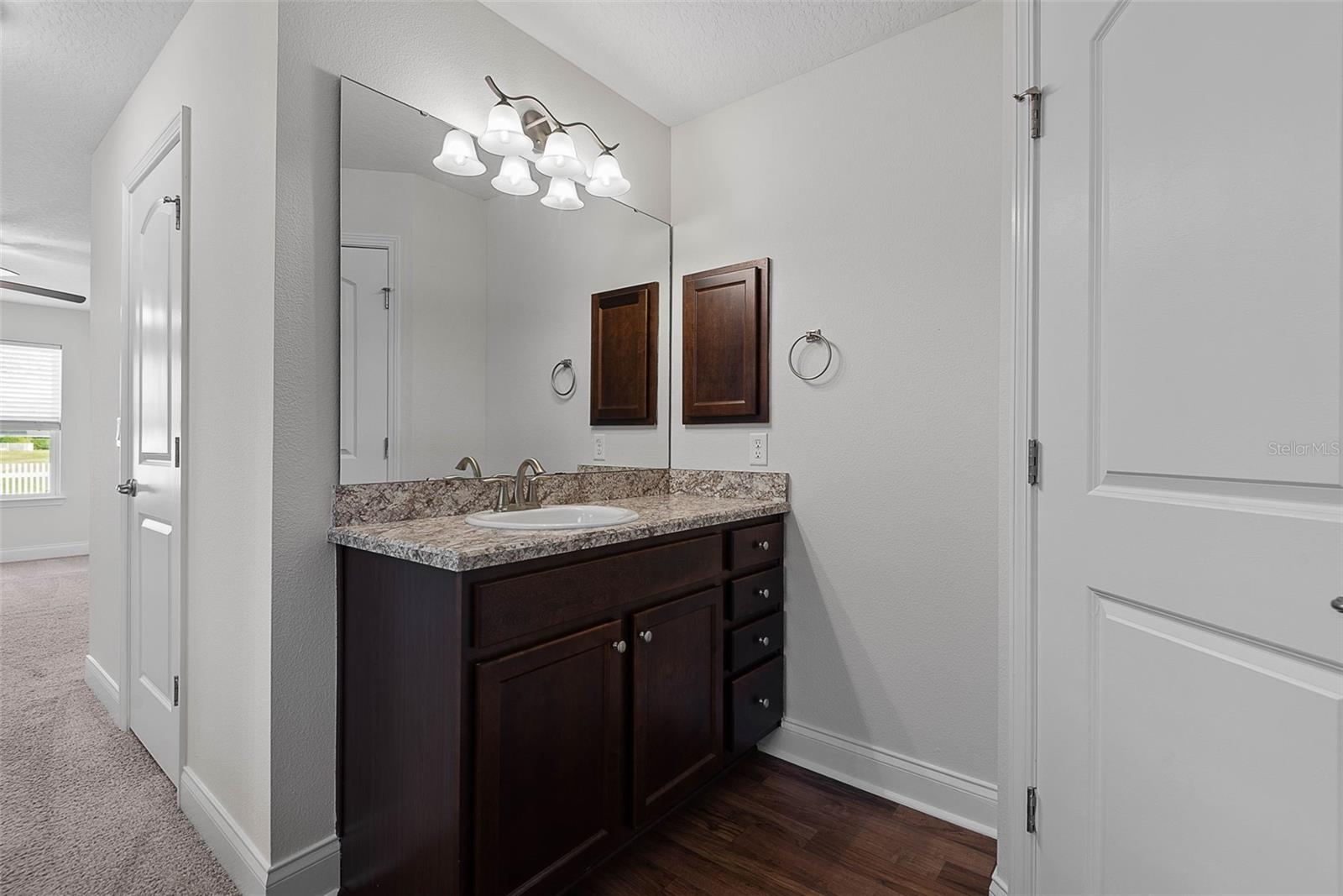 EAGLE LAKES PH 1 SEC 1 - Residential
