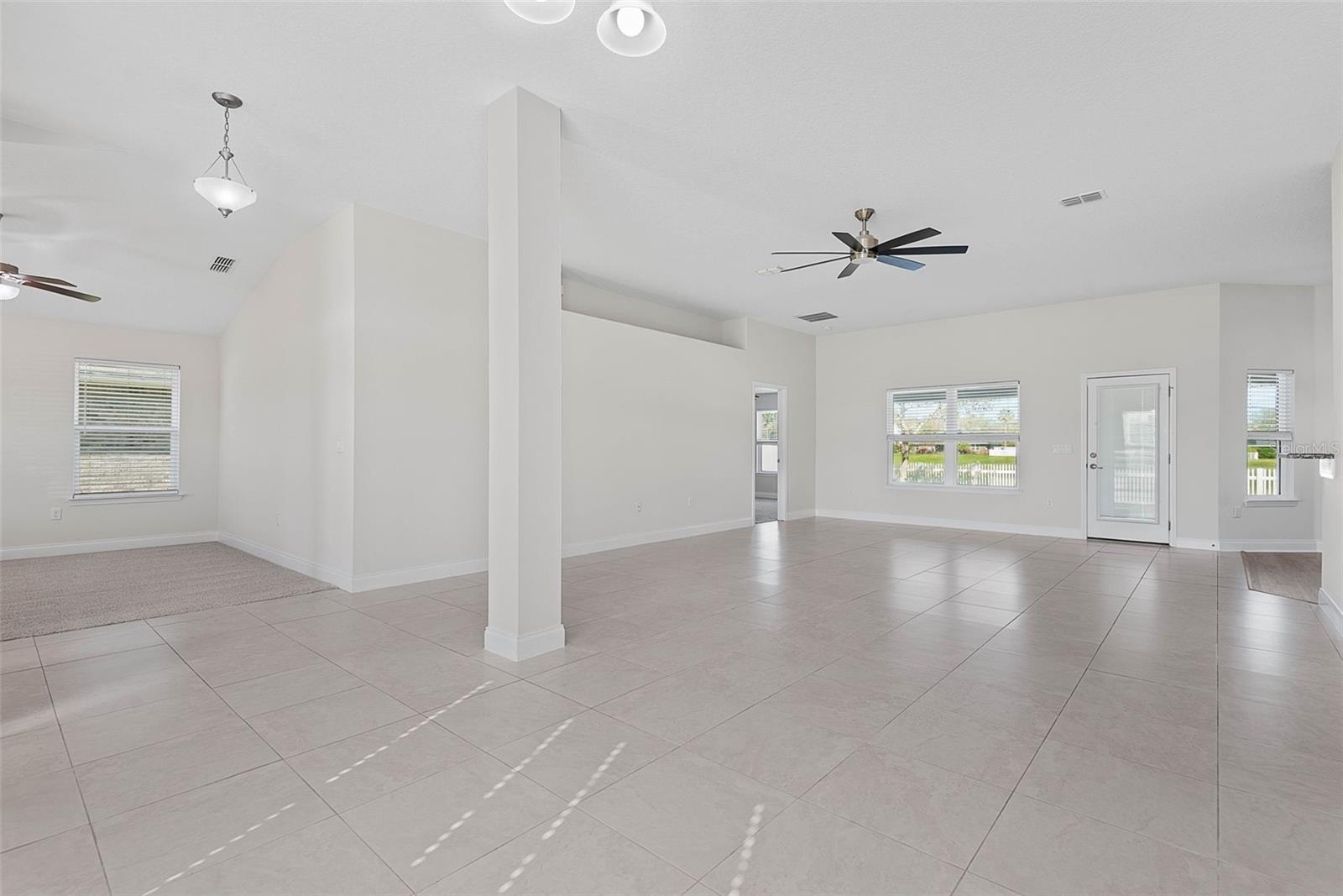 EAGLE LAKES PH 1 SEC 1 - Residential