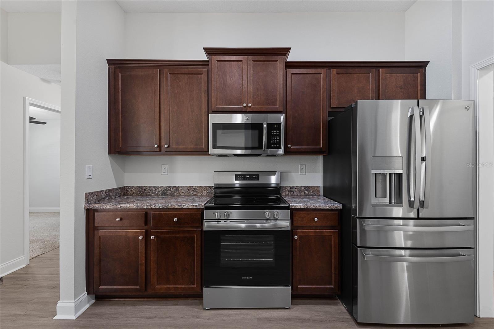 EAGLE LAKES PH 1 SEC 1 - Residential
