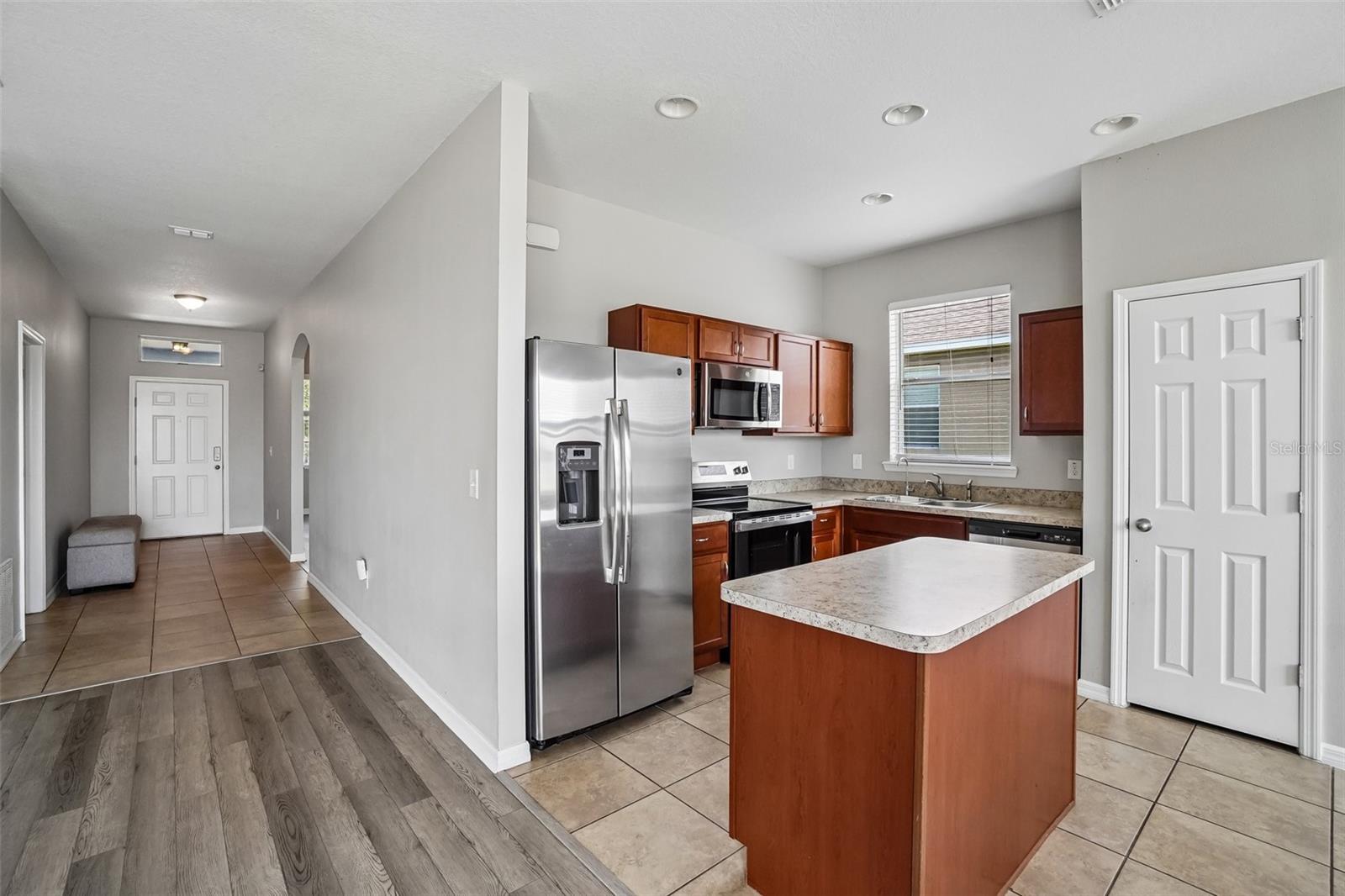 HIGHLAND ESTATES PH 2B - Residential Lease