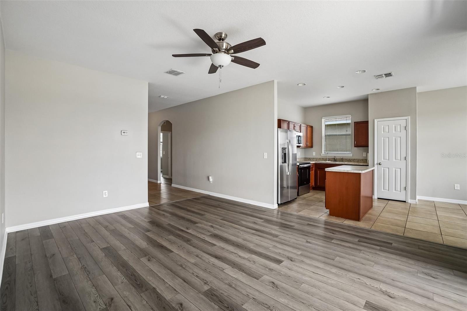HIGHLAND ESTATES PH 2B - Residential Lease