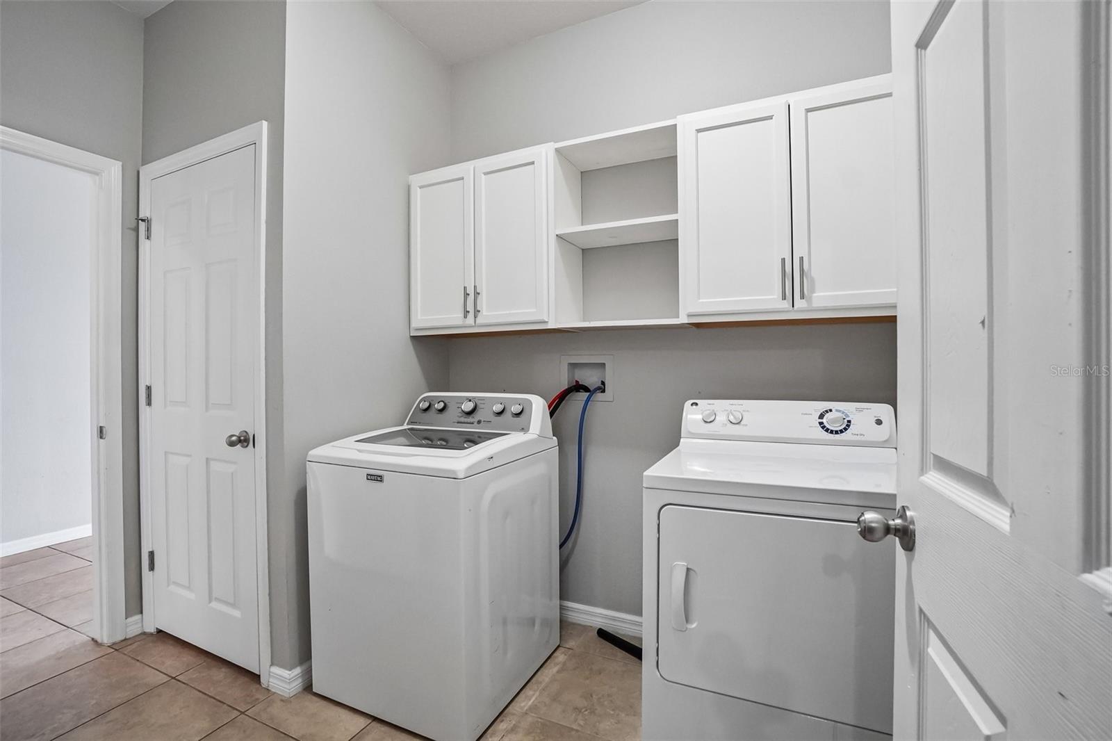HIGHLAND ESTATES PH 2B - Residential Lease