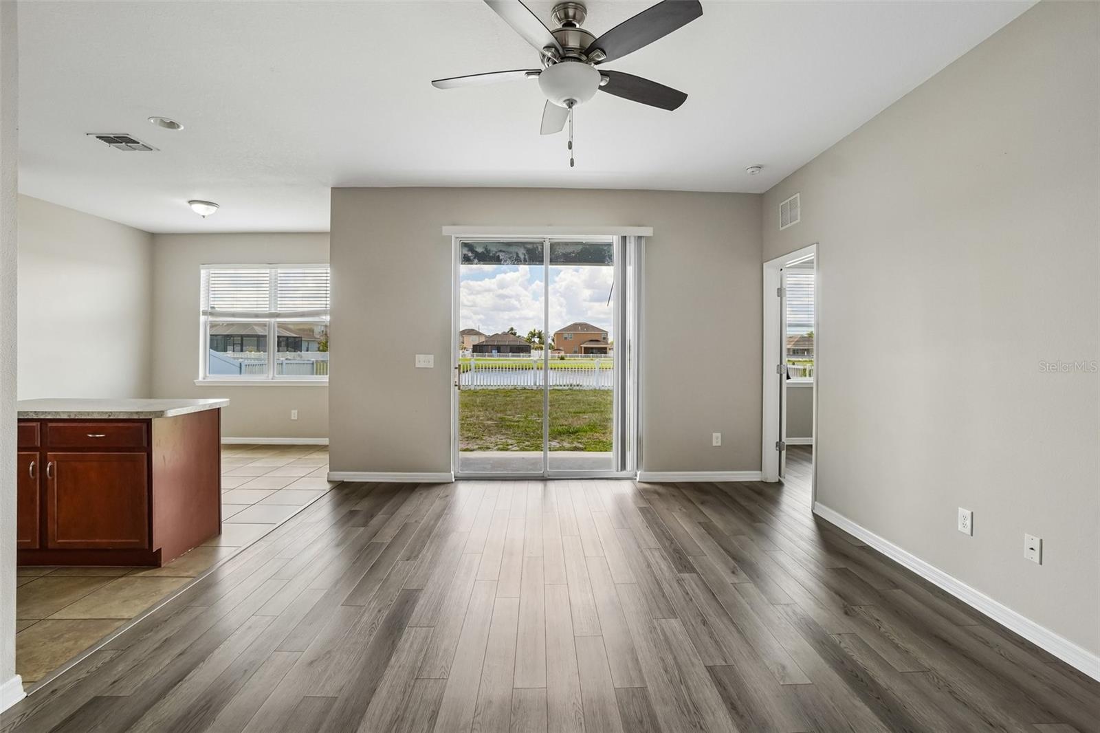 HIGHLAND ESTATES PH 2B - Residential Lease