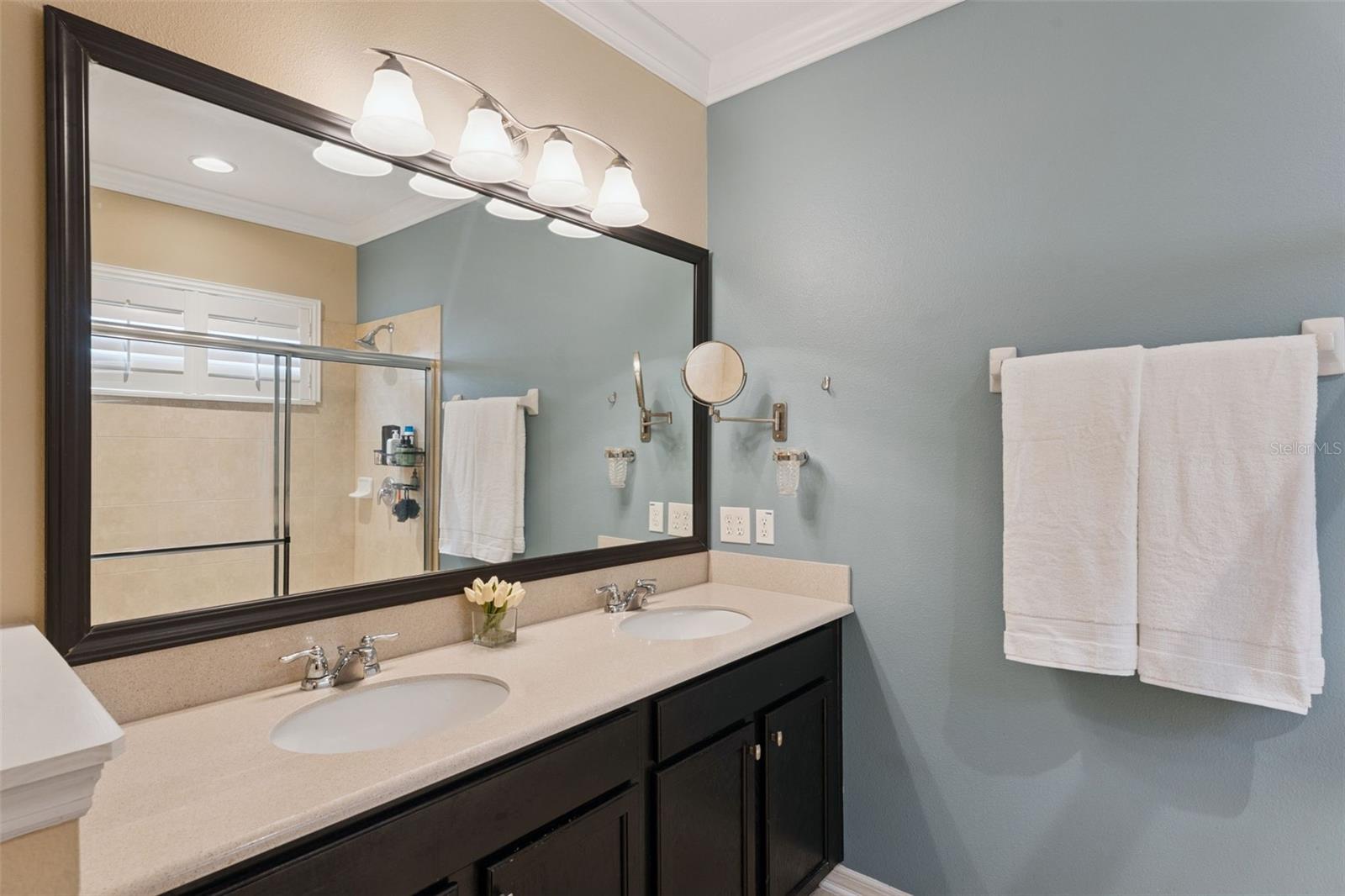 SOMERSET CHASE - Residential Lease