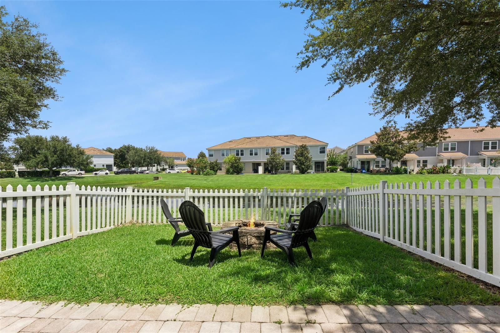 SOMERSET CHASE - Residential Lease